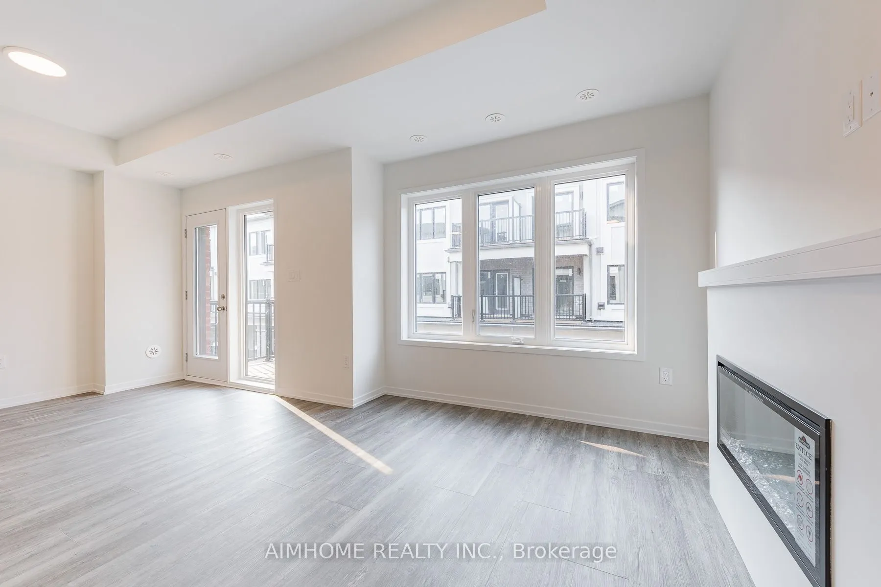 77 Matawin Lane, #80