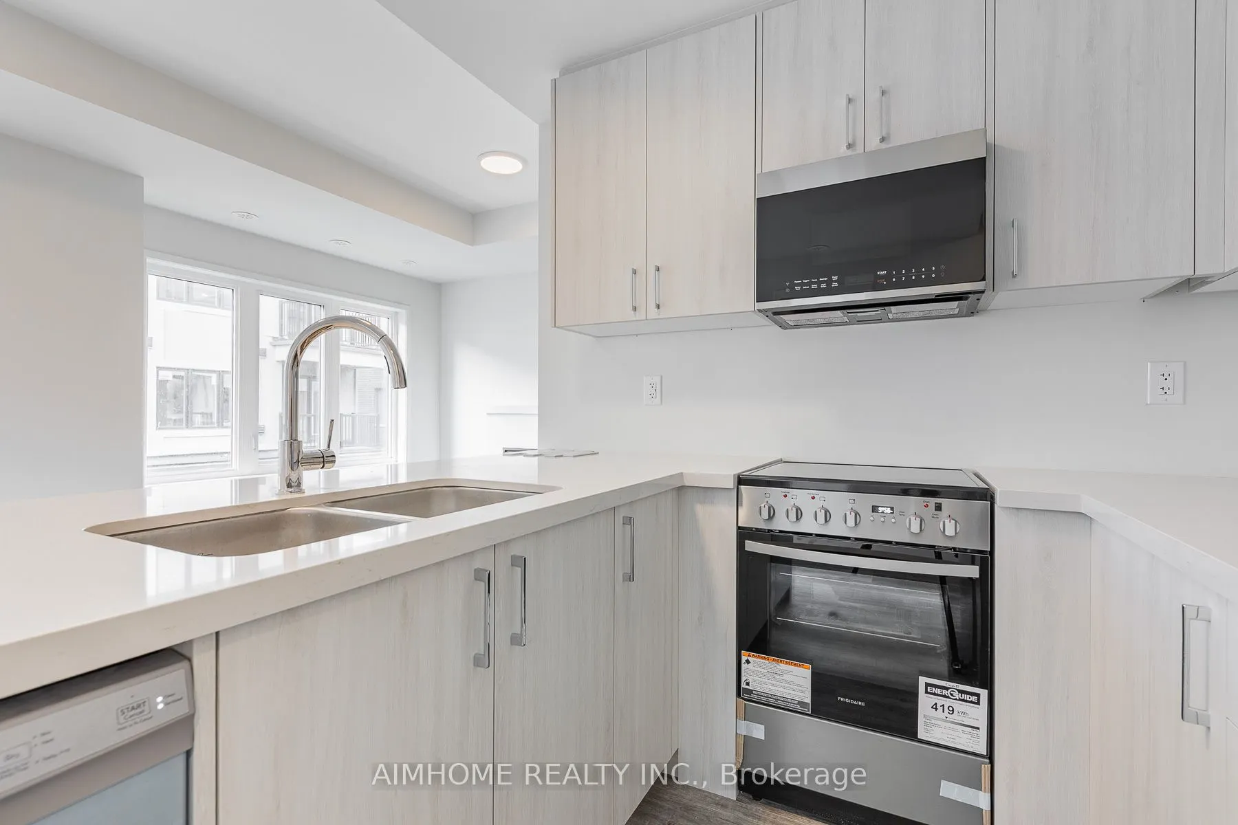77 Matawin Lane, #80