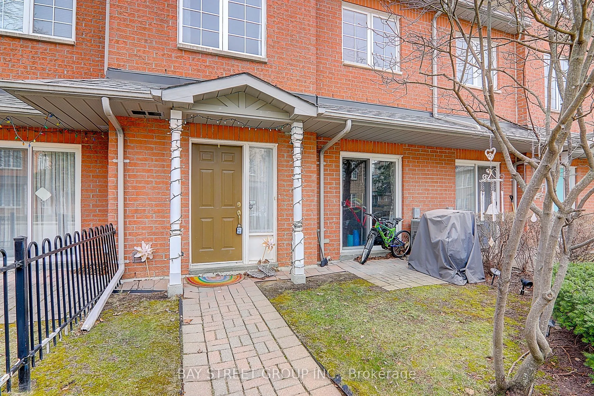 3 Alpen Way, #8