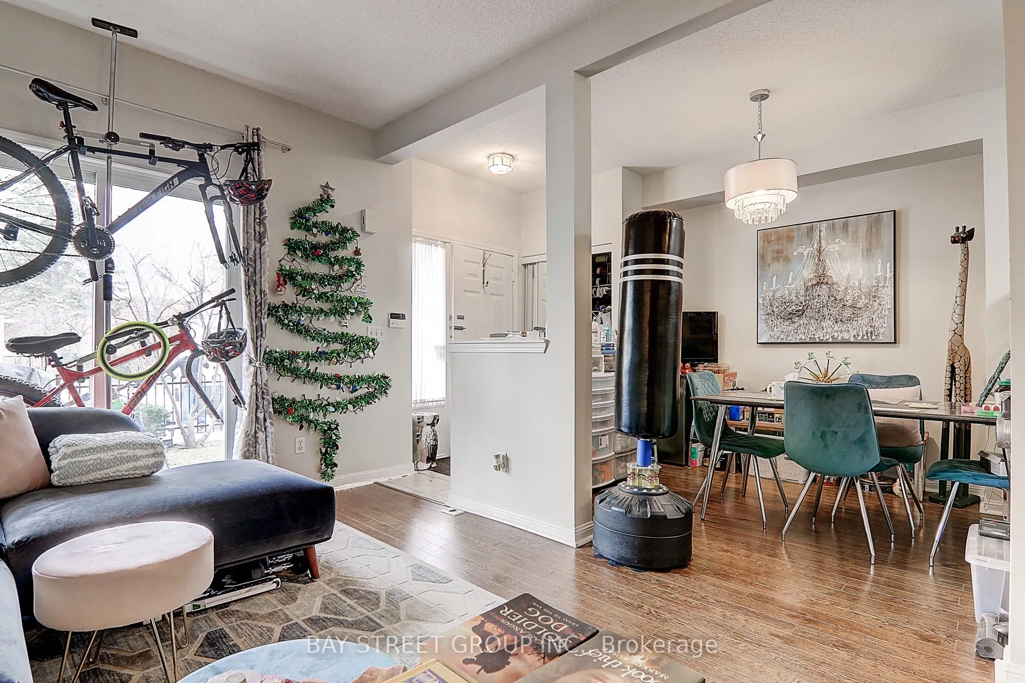 3 Alpen Way, #8