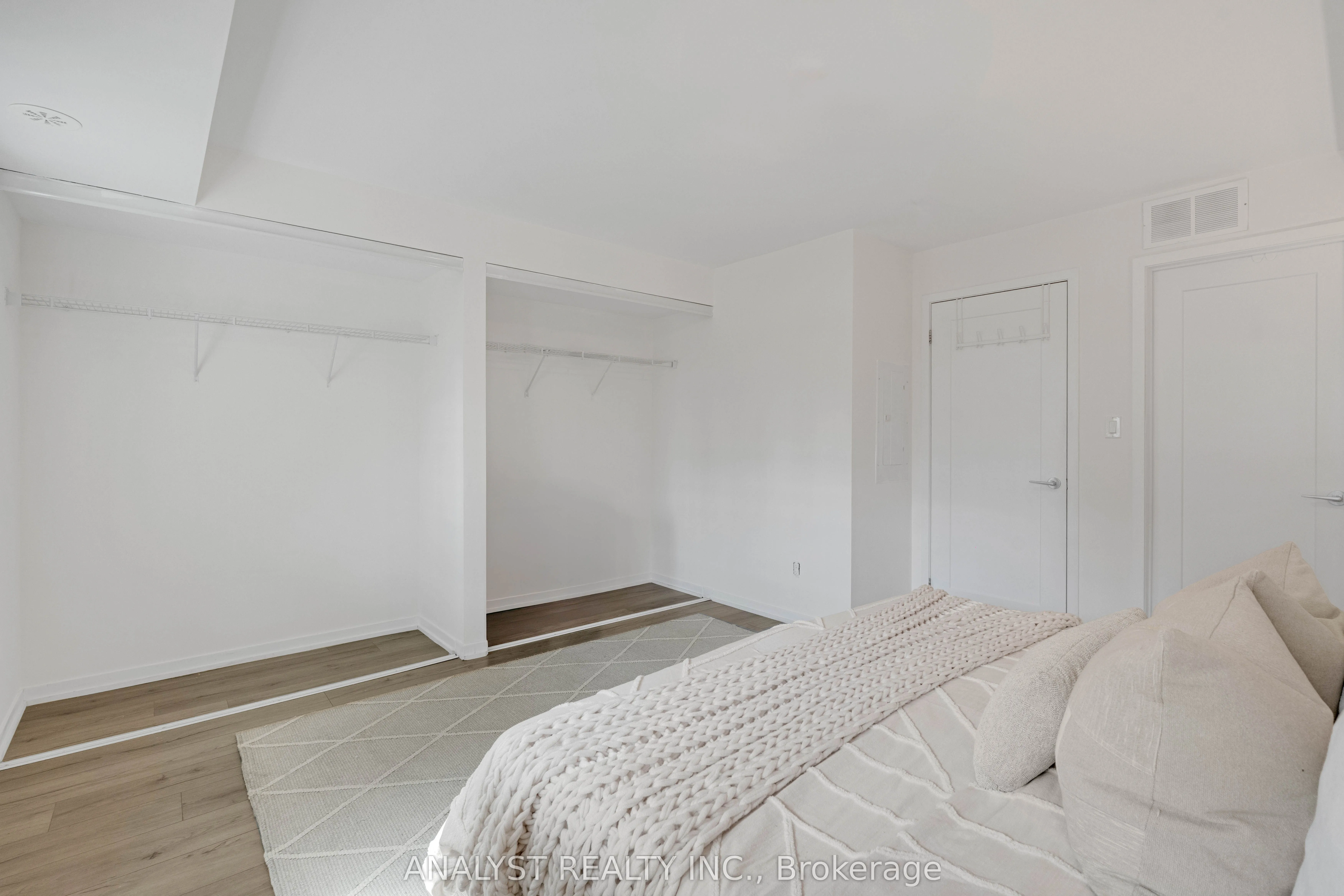 26 Bruce Street, #E04