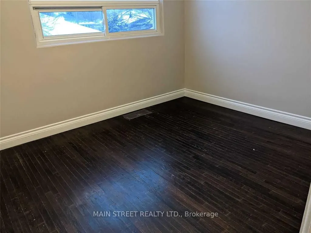 100 Crone Court, #Upper