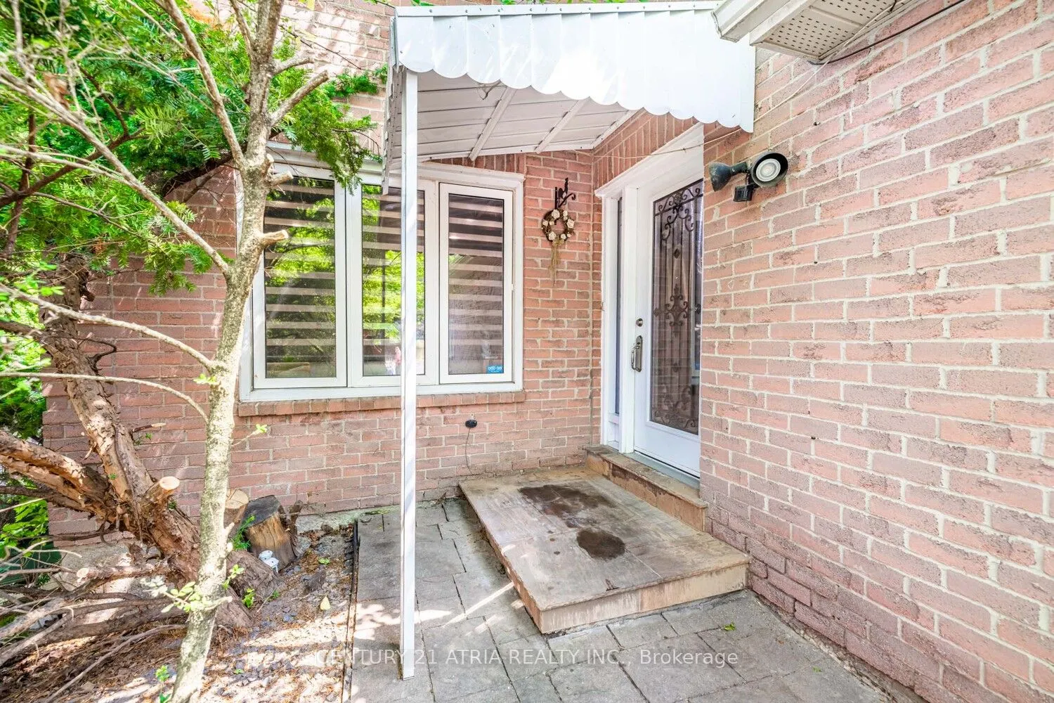 64 Colleen Street