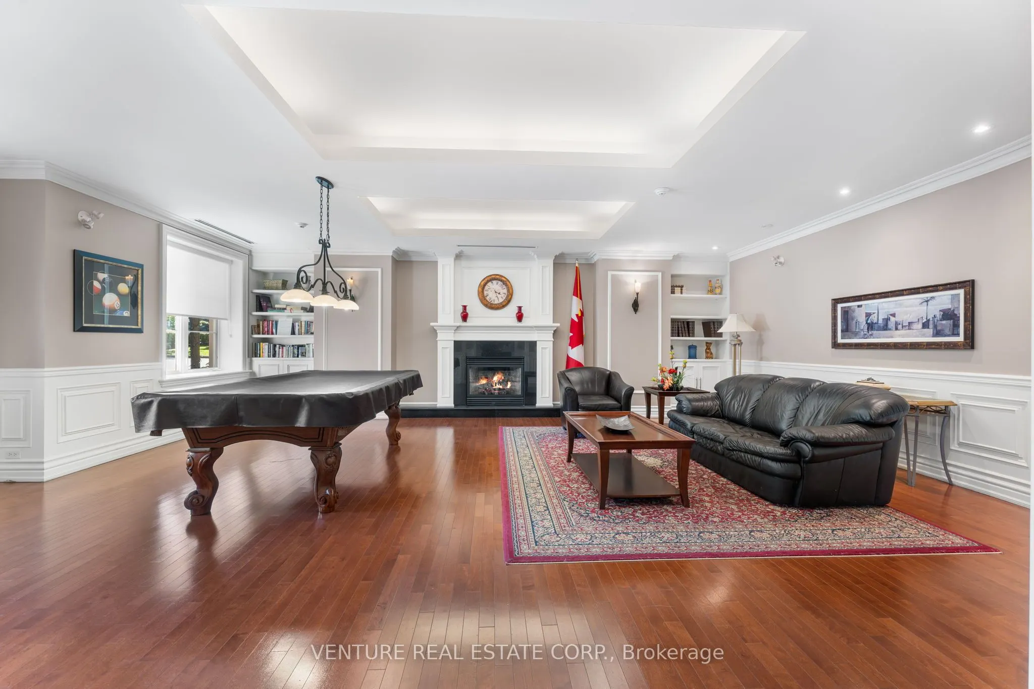 9519 Keele Street, #302