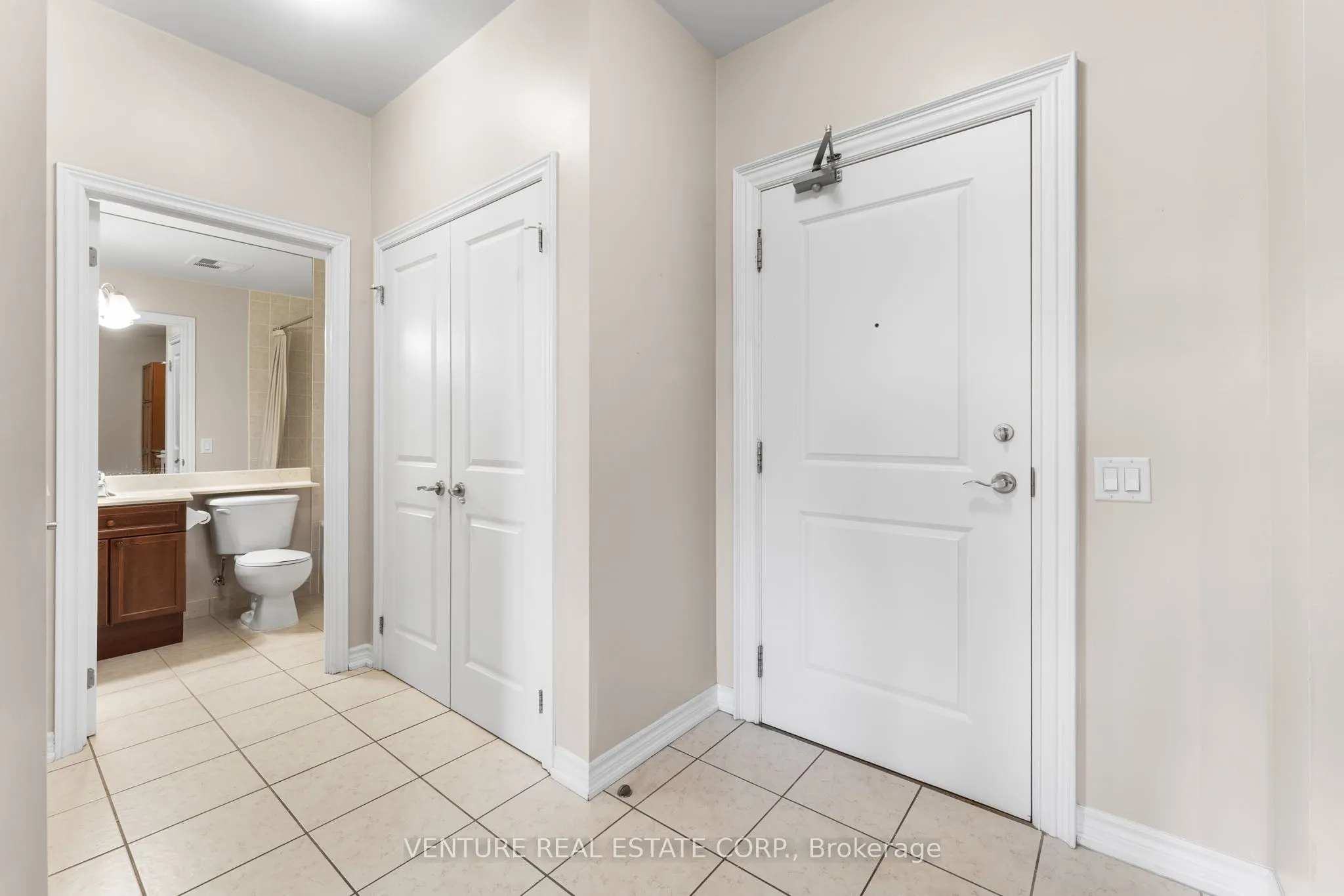 9519 Keele Street, #302