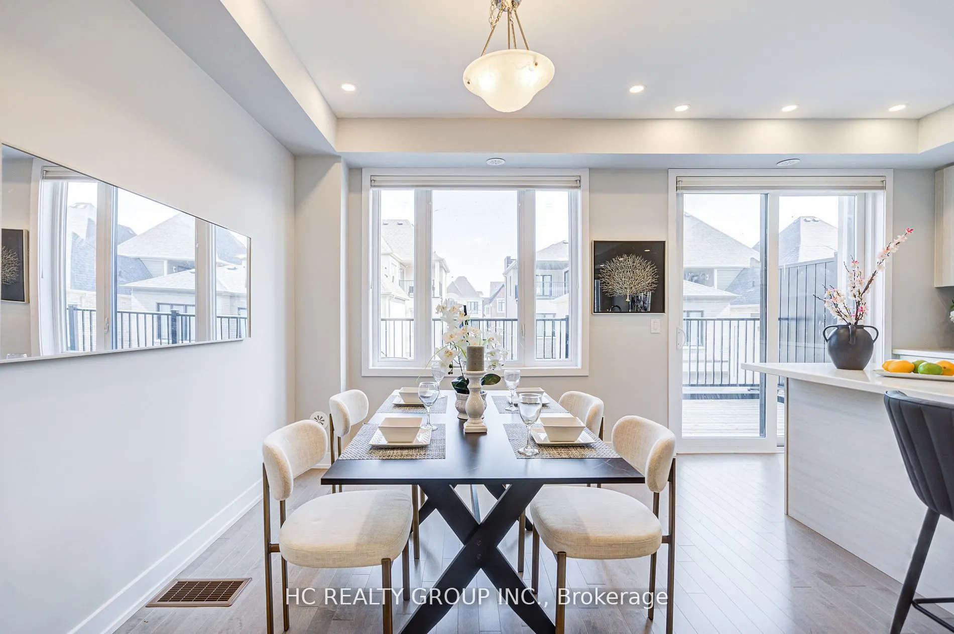 19 Guardhouse Crescent