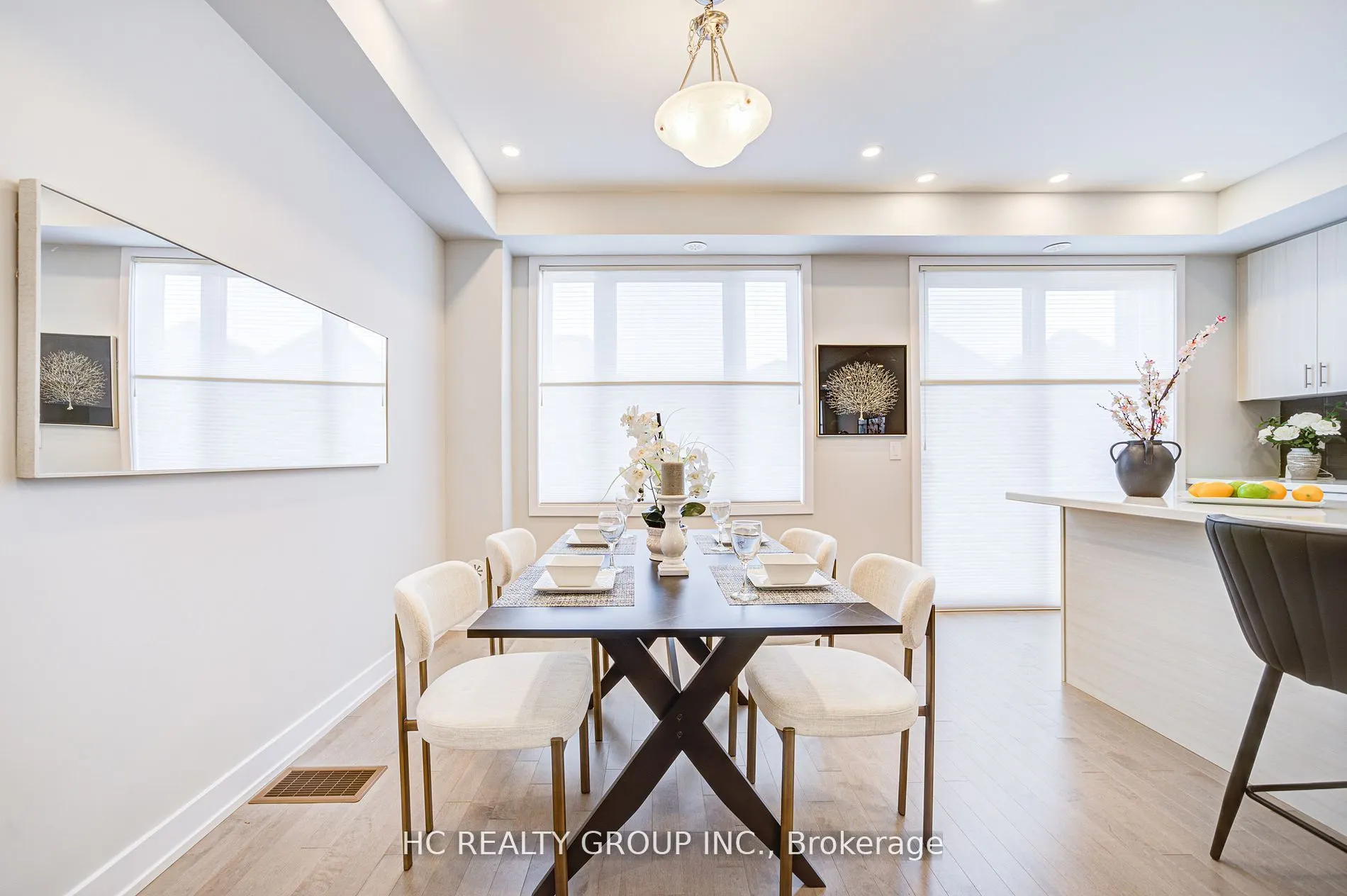 19 Guardhouse Crescent