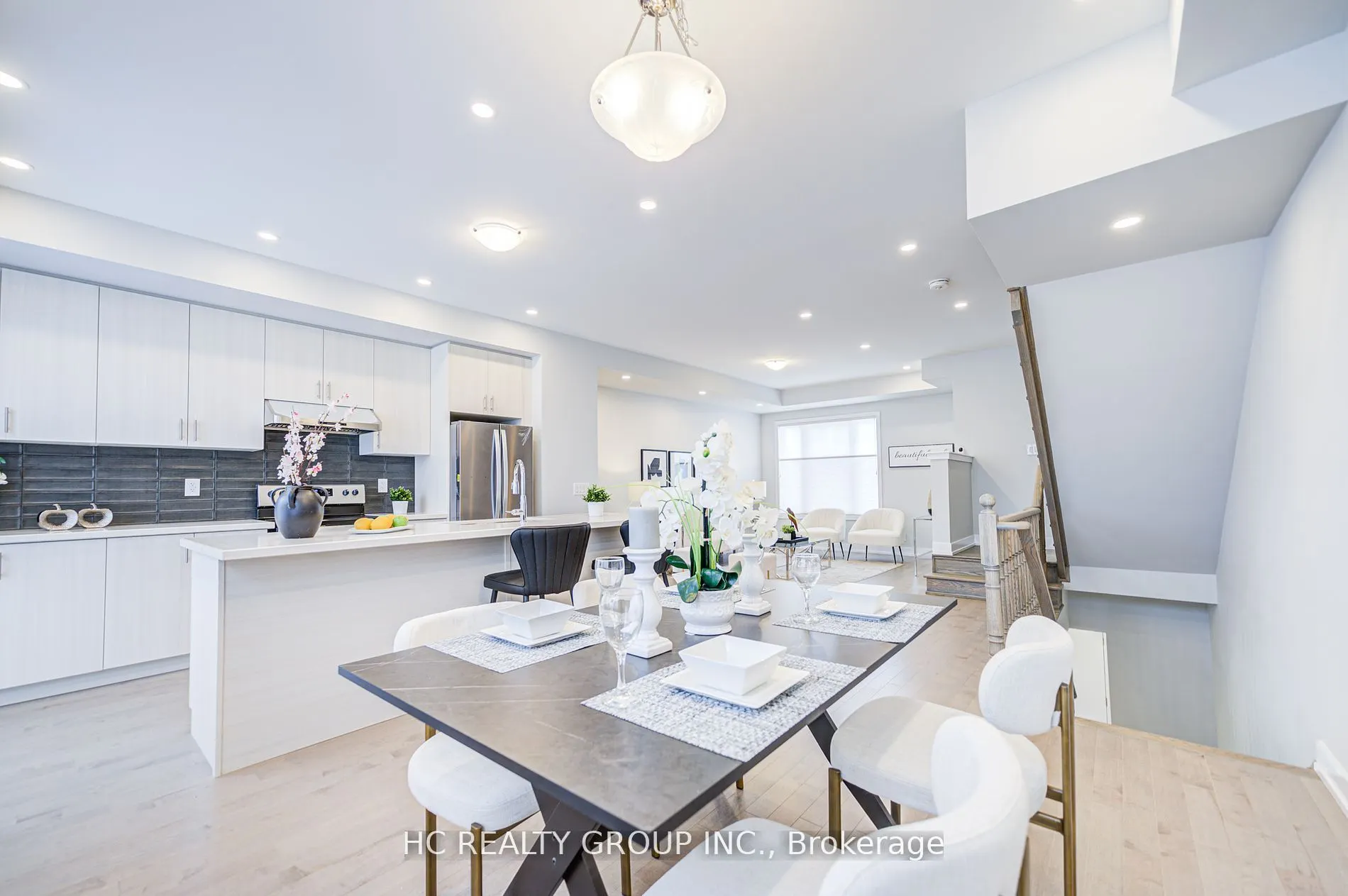 19 Guardhouse Crescent