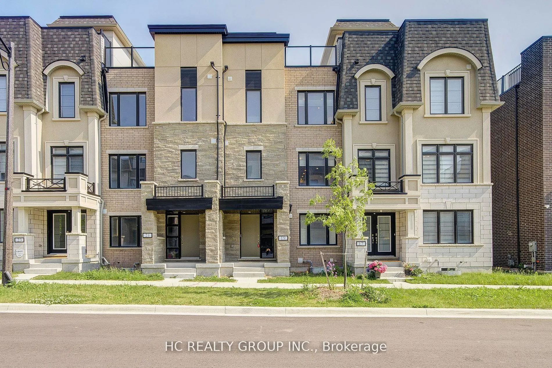 19 Guardhouse Crescent