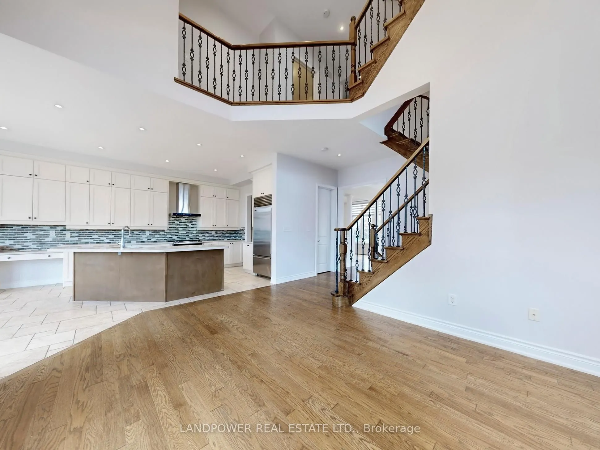 266 Angus Glen Boulevard