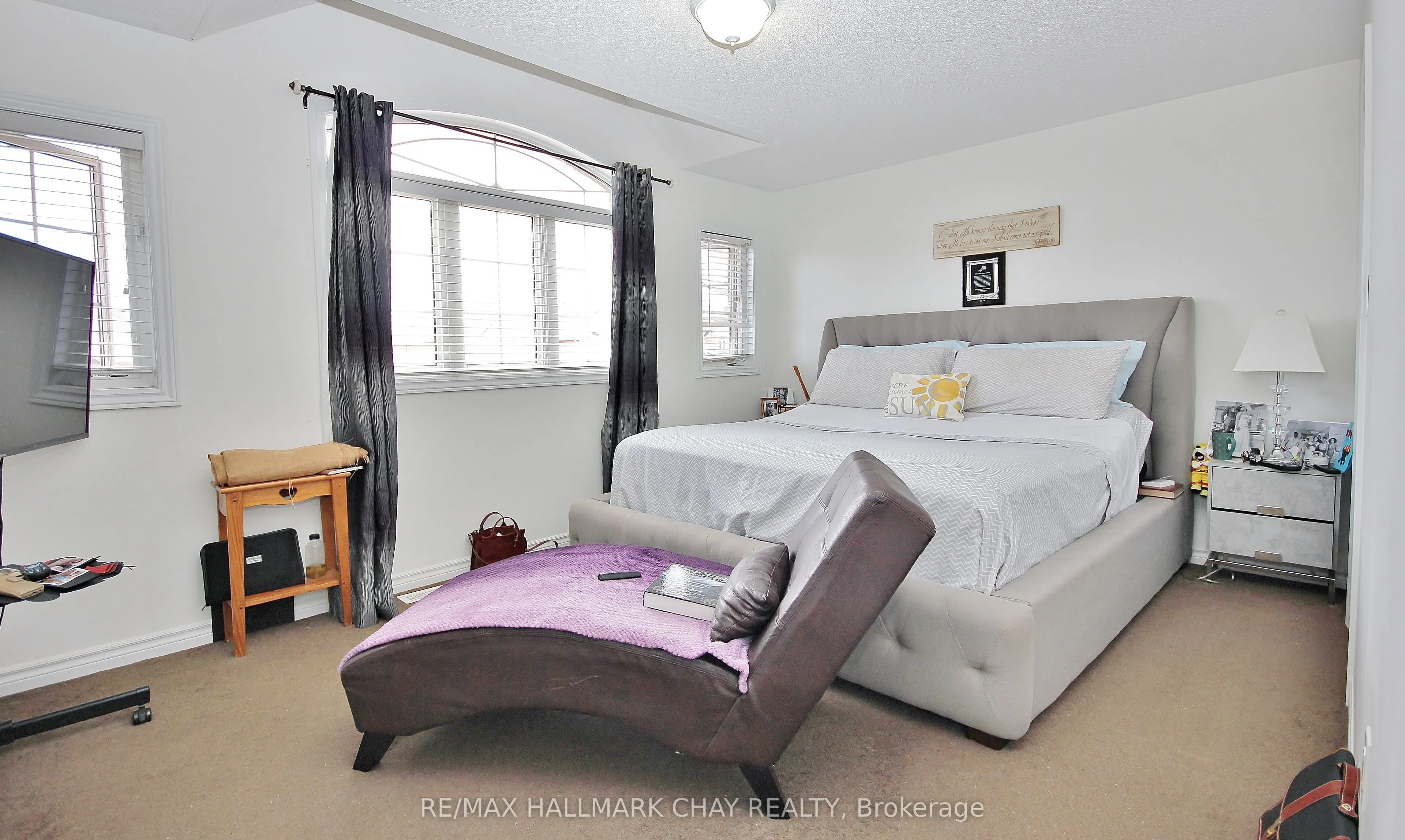 2164 Dawson Crescent