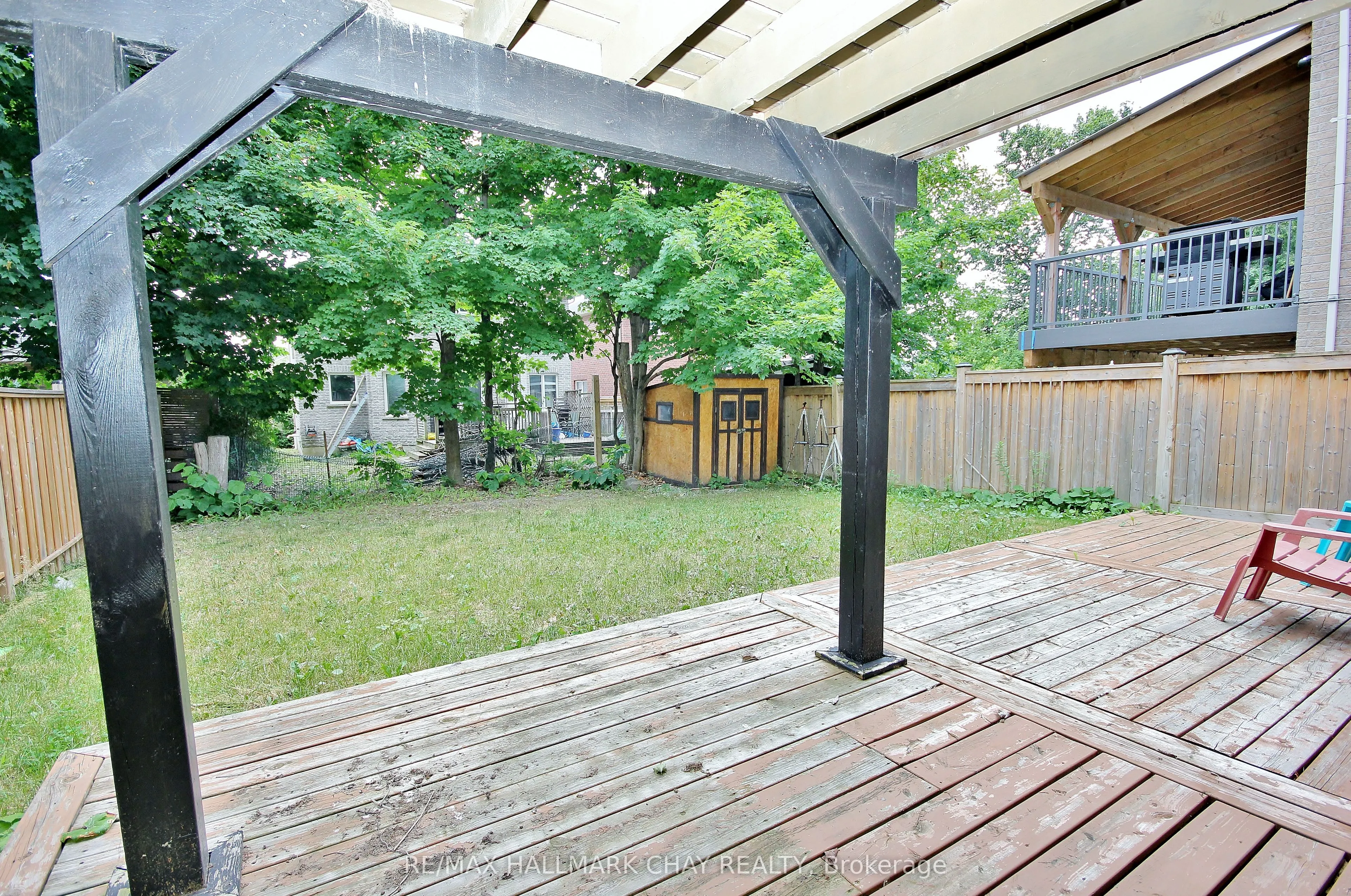 2164 Dawson Crescent