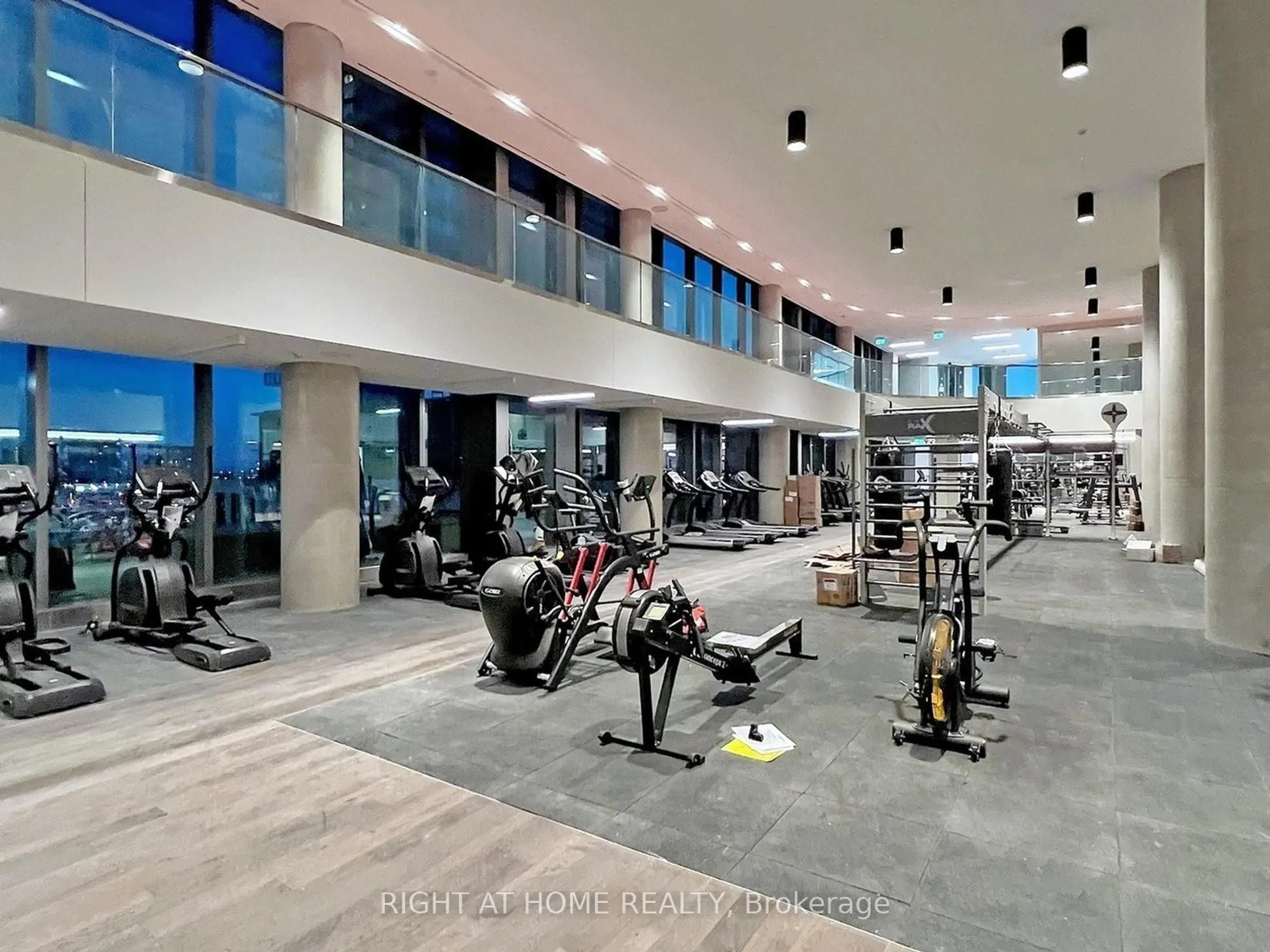 1000 Portage Parkway, #4112