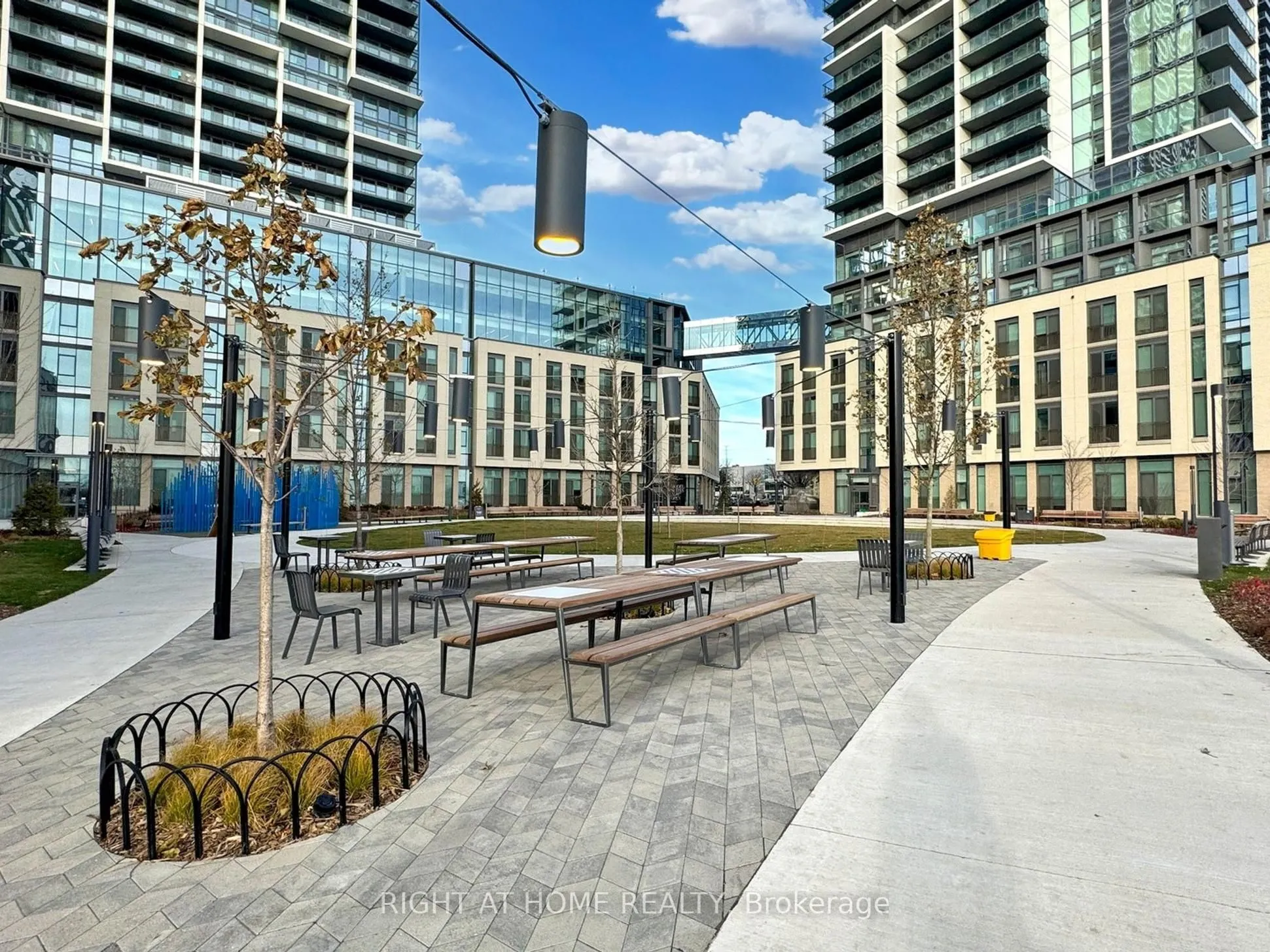 1000 Portage Parkway, #4112