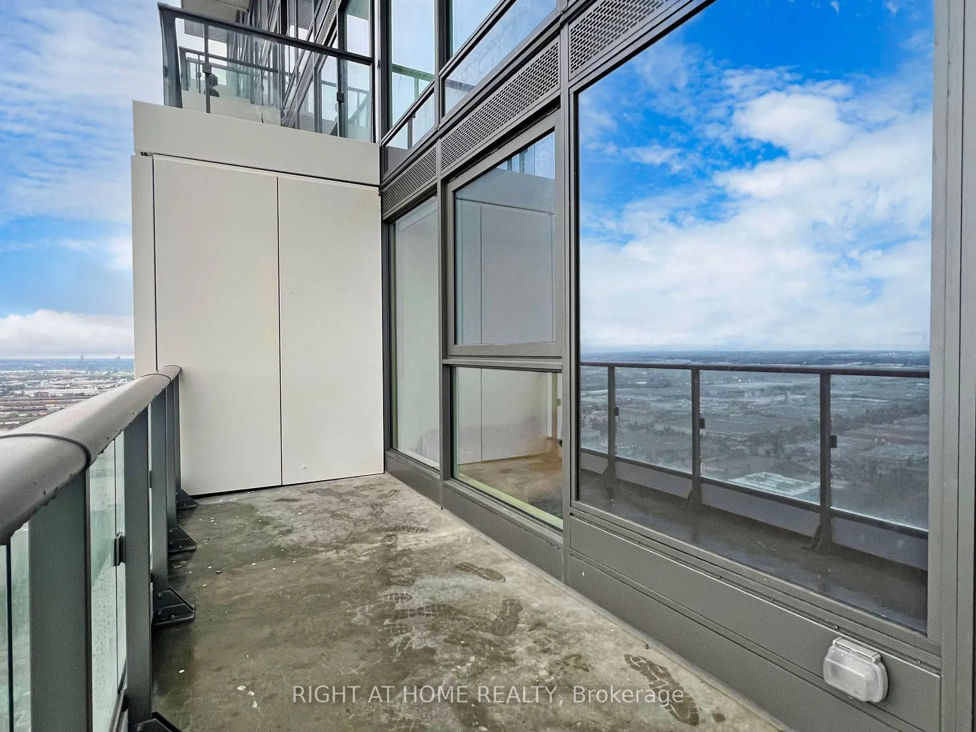 1000 Portage Parkway, #4112