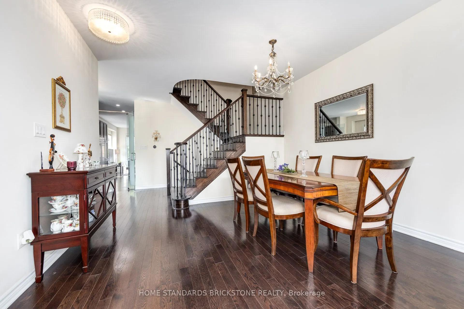 8777 Dufferin Street, #28