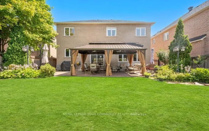 40 Barberry Crescent