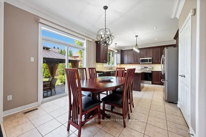 40 Barberry Crescent
