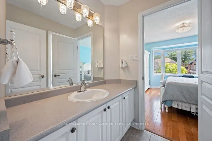 40 Barberry Crescent