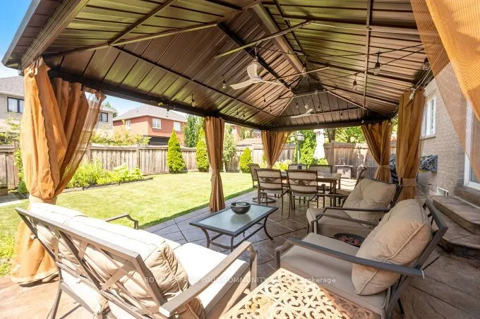 40 Barberry Crescent