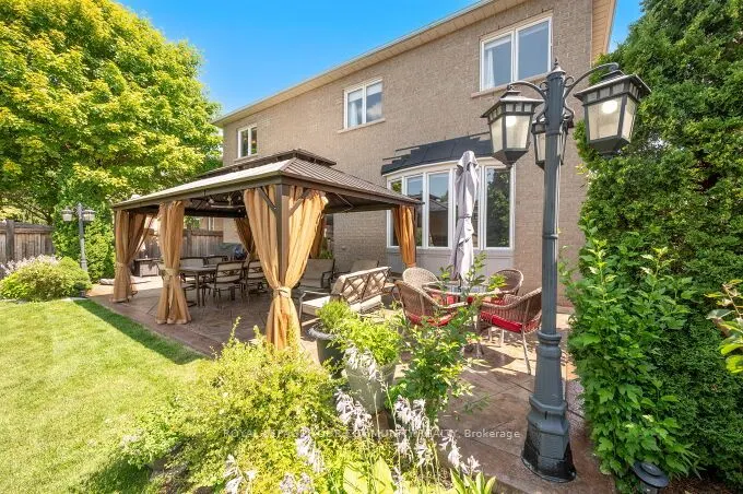 40 Barberry Crescent