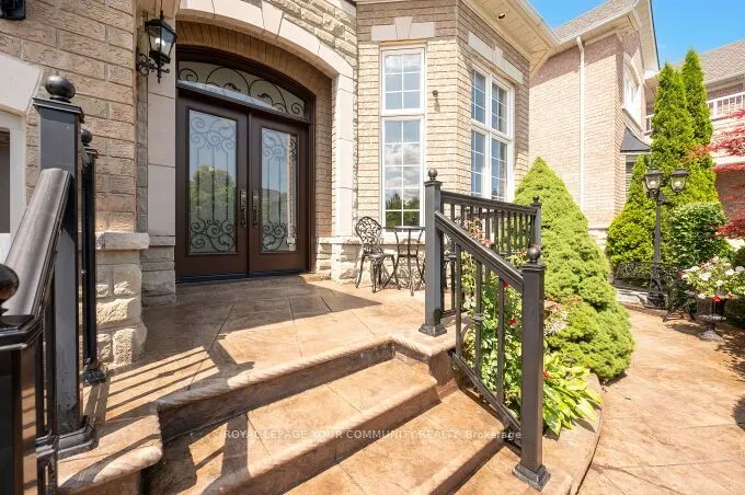 40 Barberry Crescent
