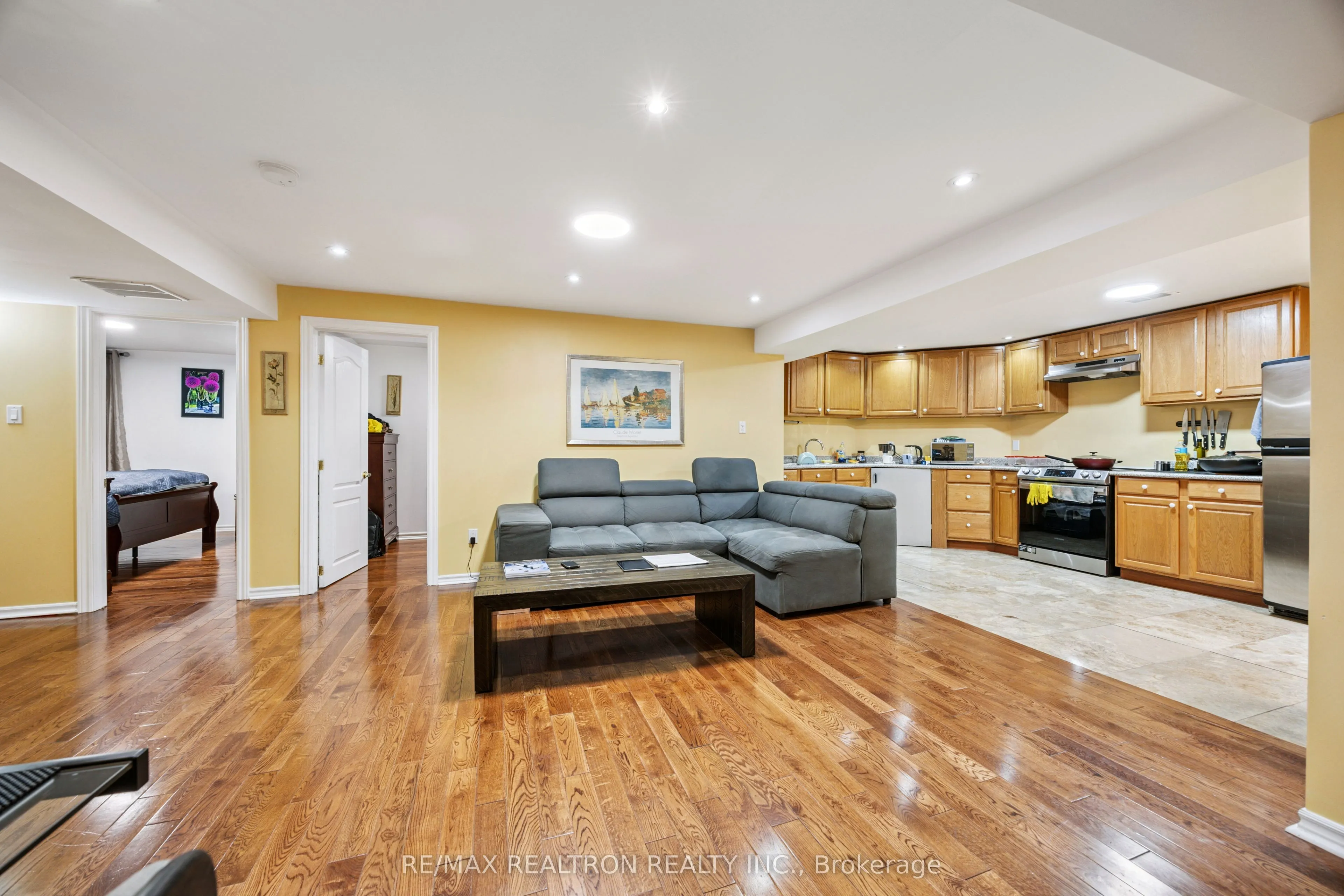 161 Devonsleigh Boulevard W