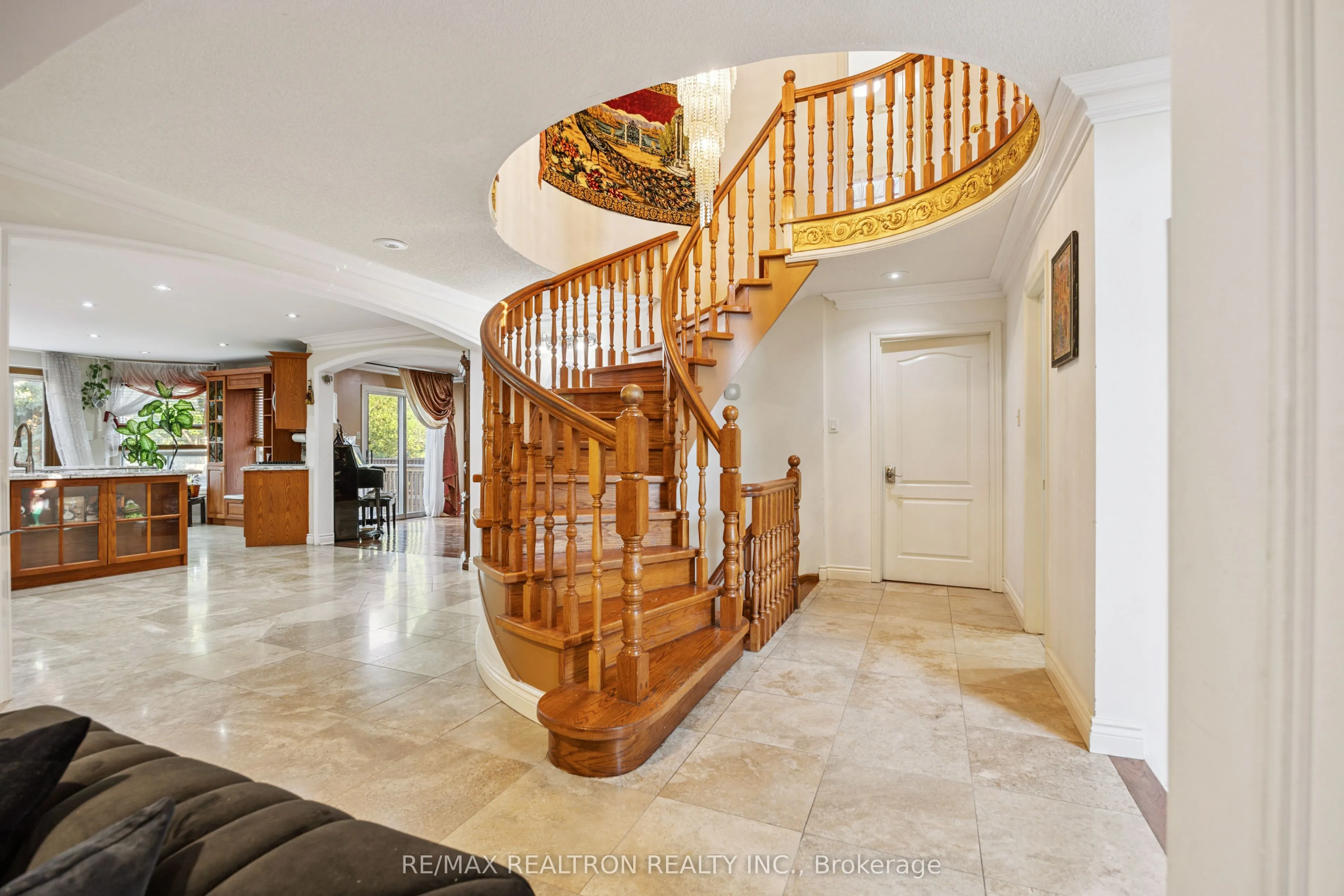161 Devonsleigh Boulevard W