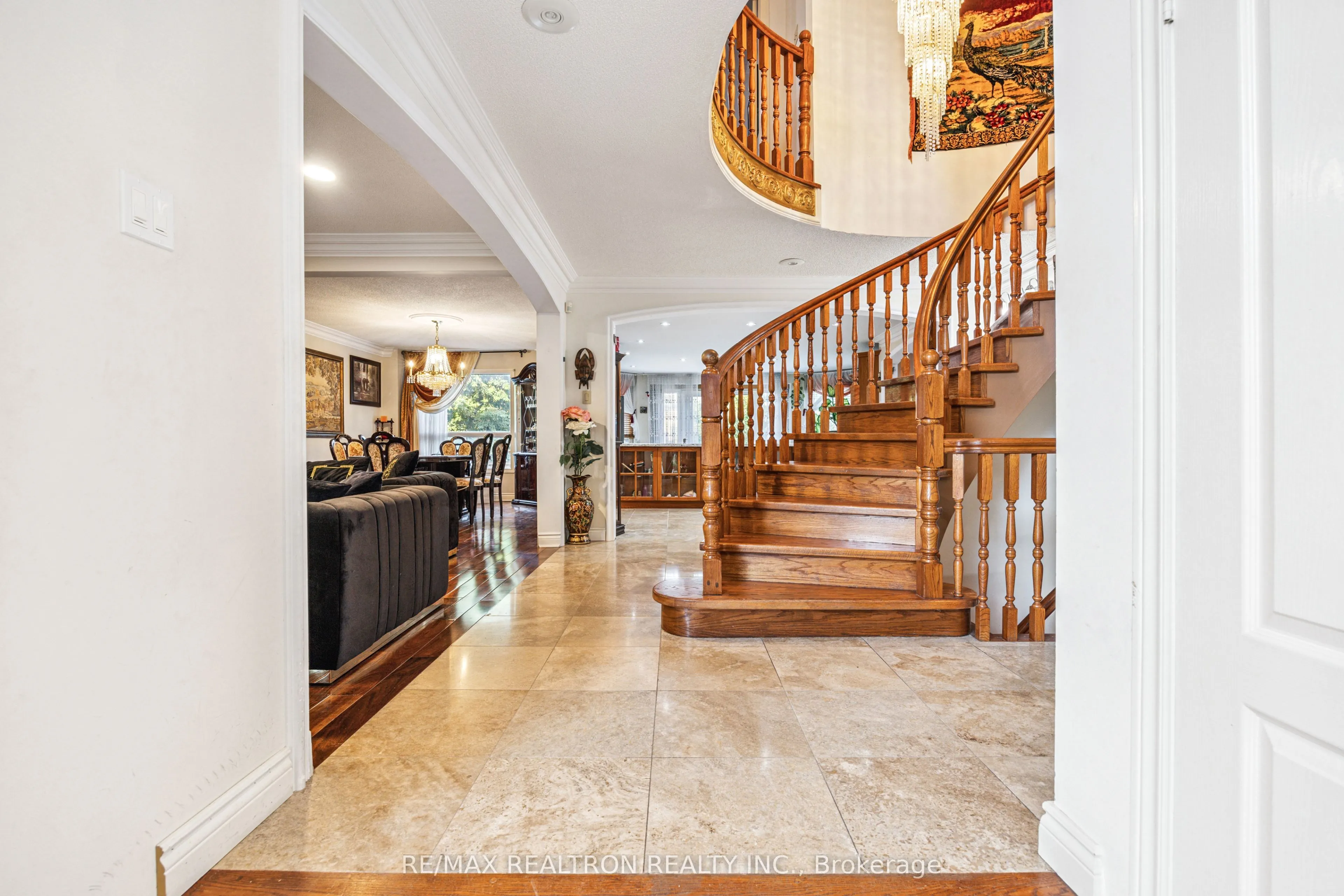 161 Devonsleigh Boulevard W