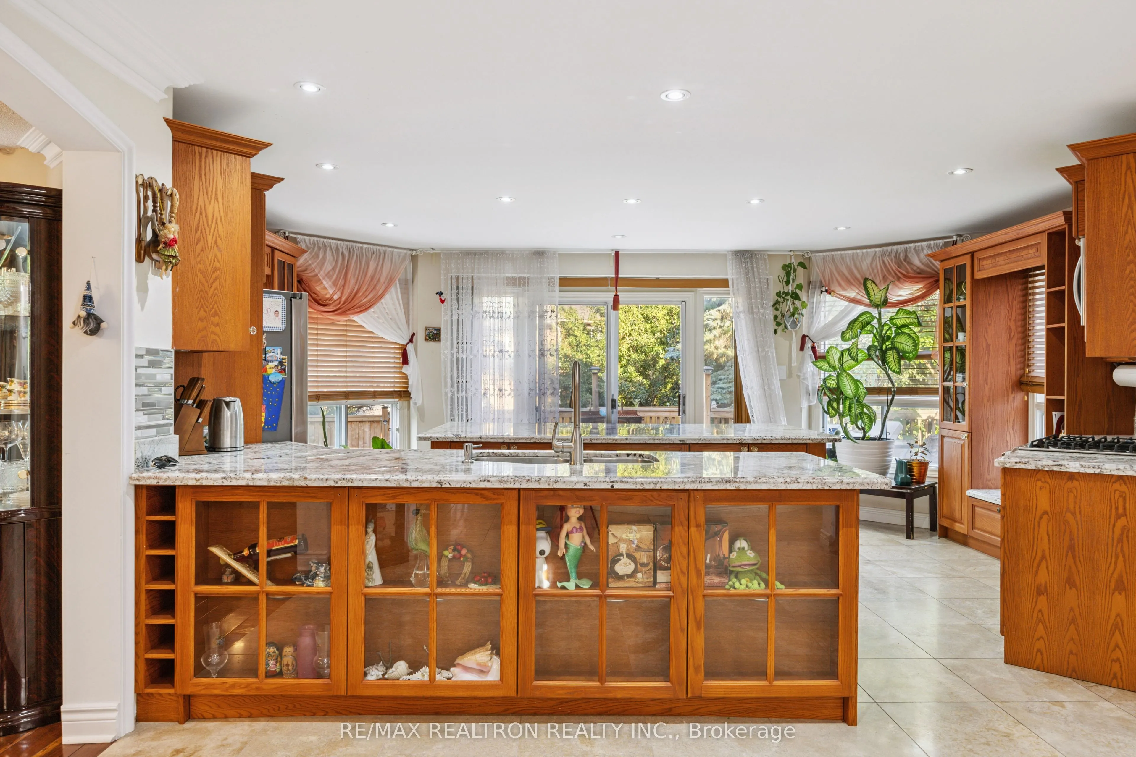 161 Devonsleigh Boulevard W
