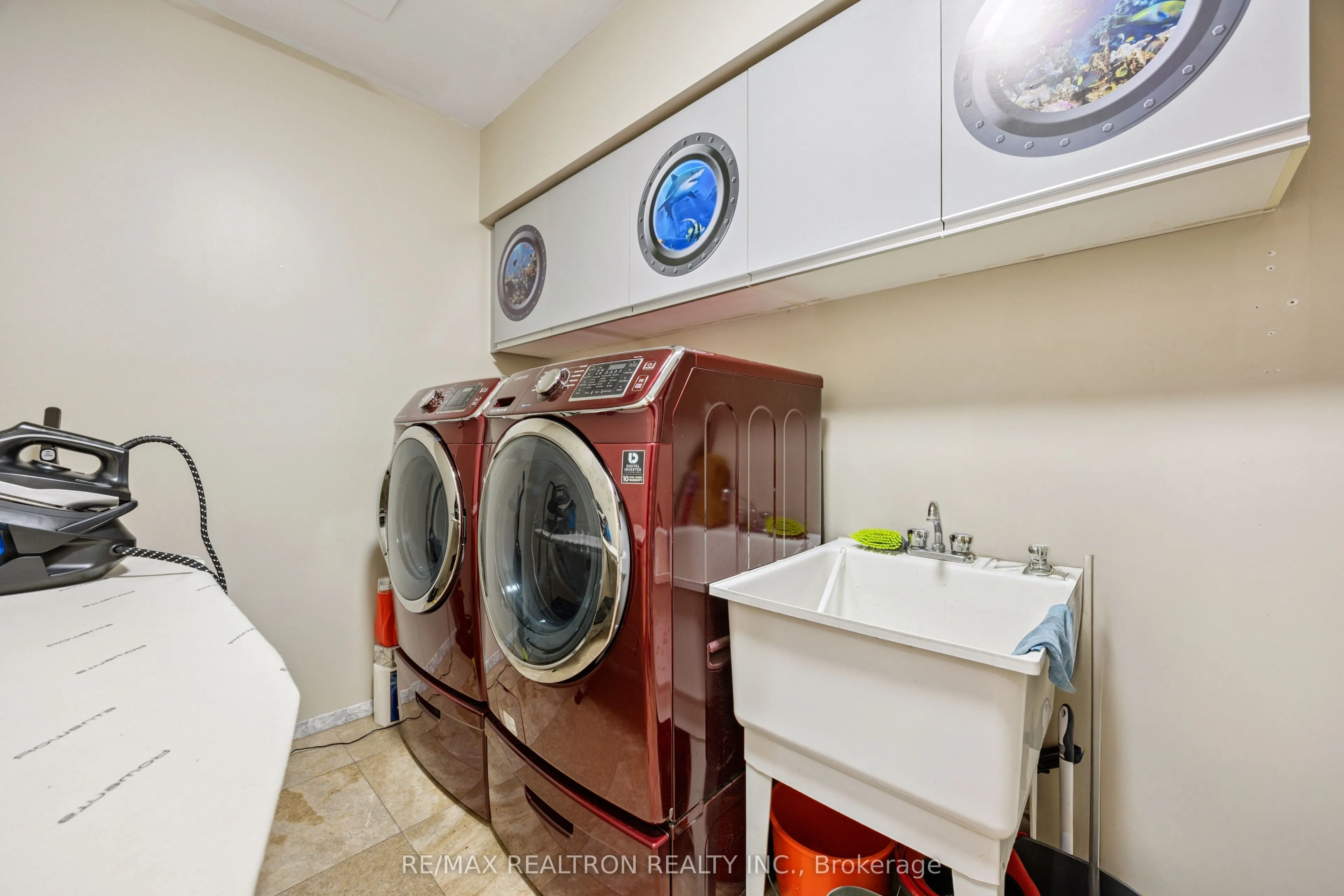 161 Devonsleigh Boulevard W