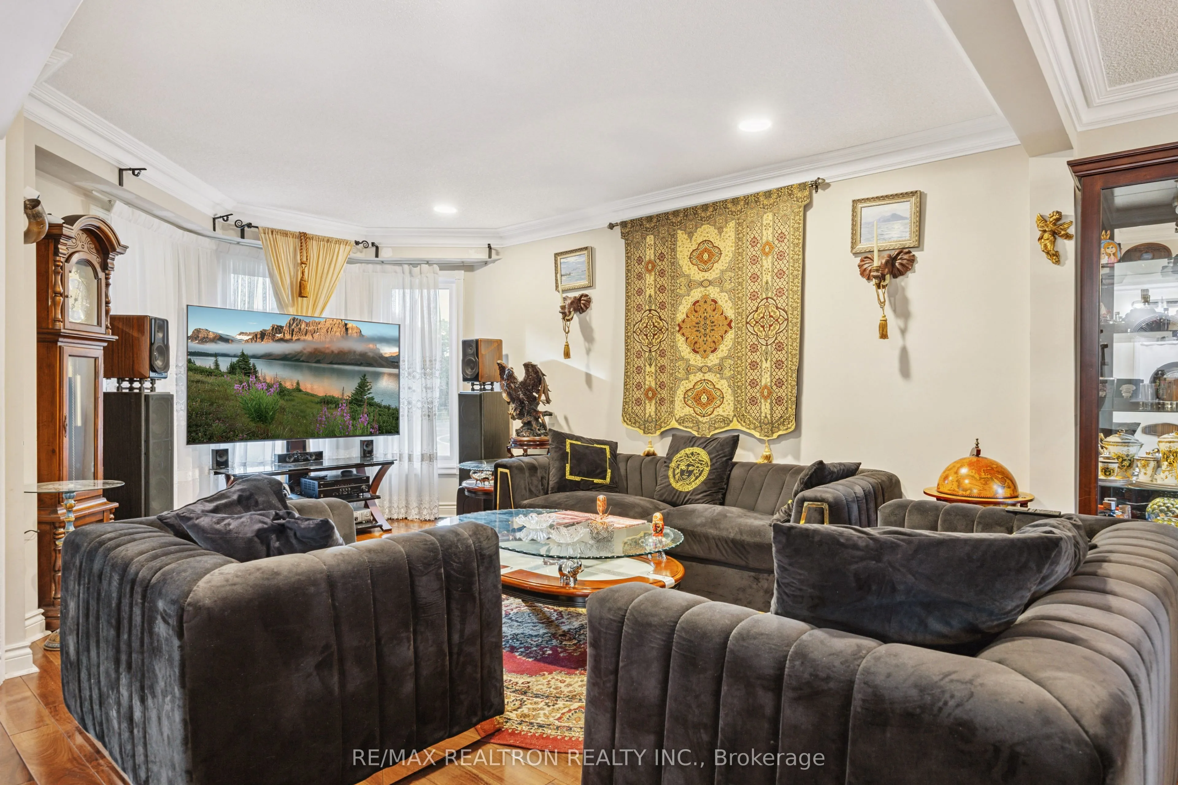 161 Devonsleigh Boulevard W