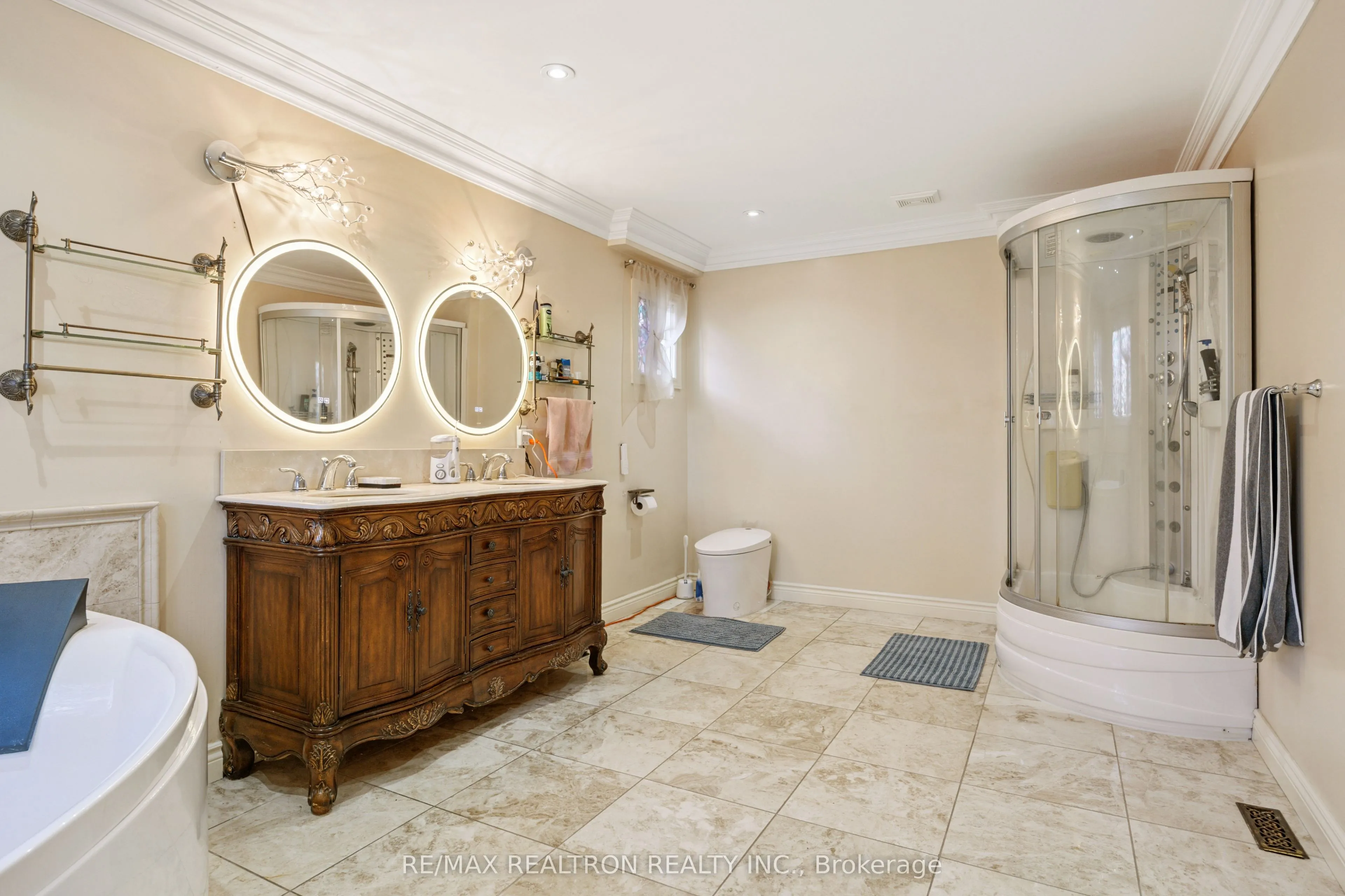 161 Devonsleigh Boulevard W