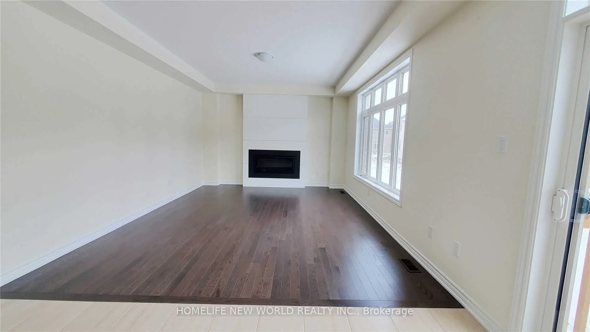 10 Bruce Welch Avenue