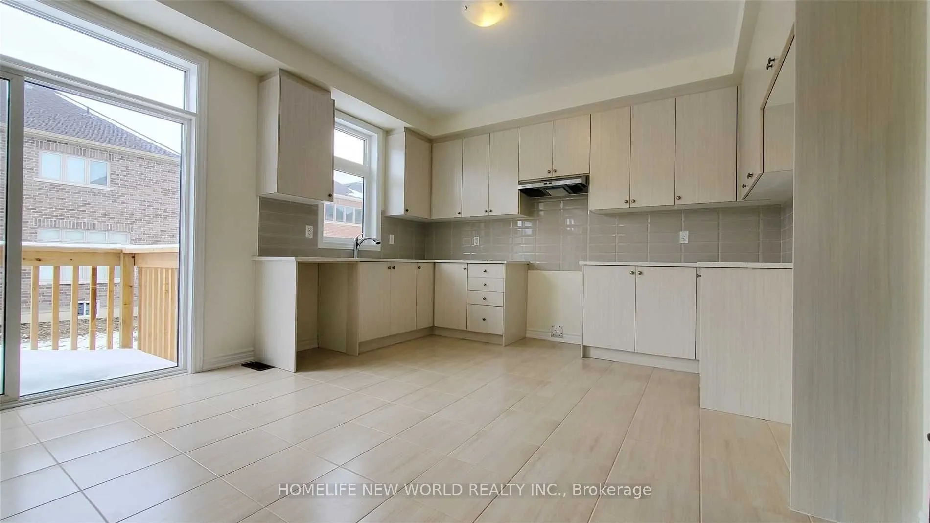 10 Bruce Welch Avenue