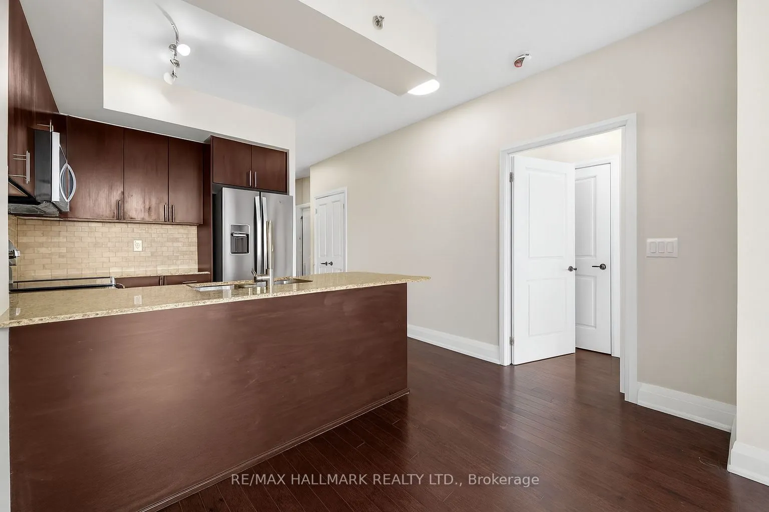 520 Steeles Avenue, #1508