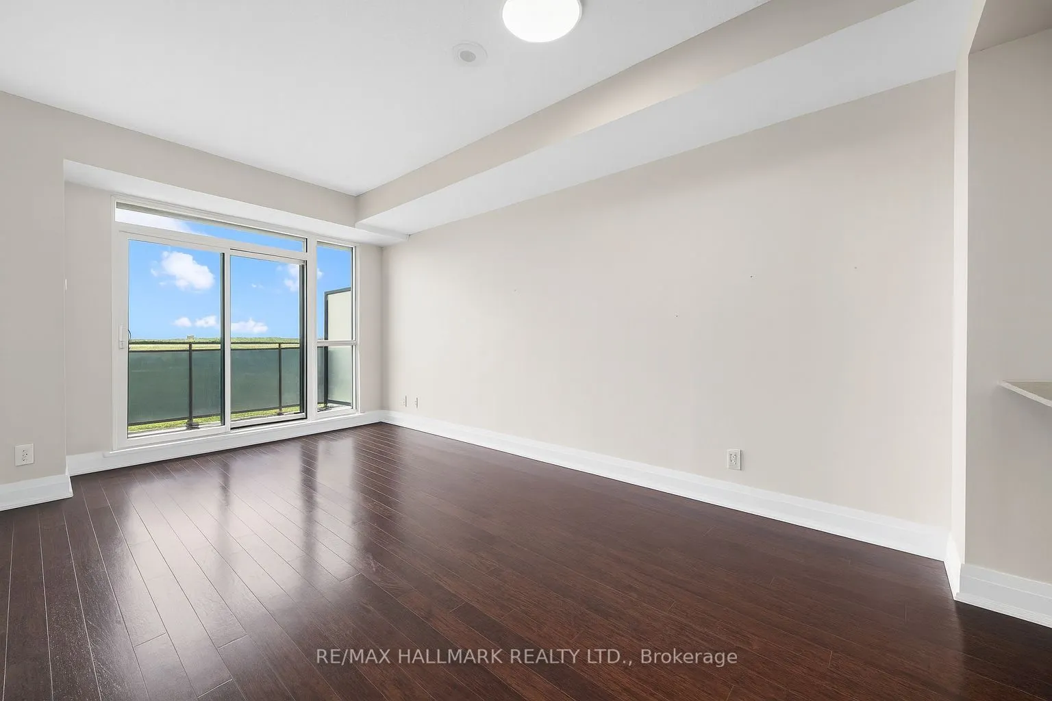 520 Steeles Avenue, #1508