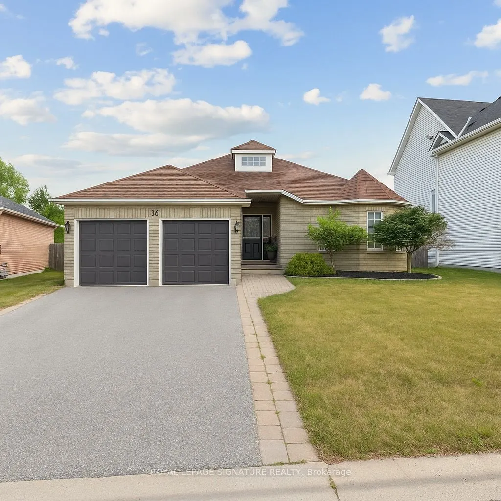 38 Royal Amber Crescent