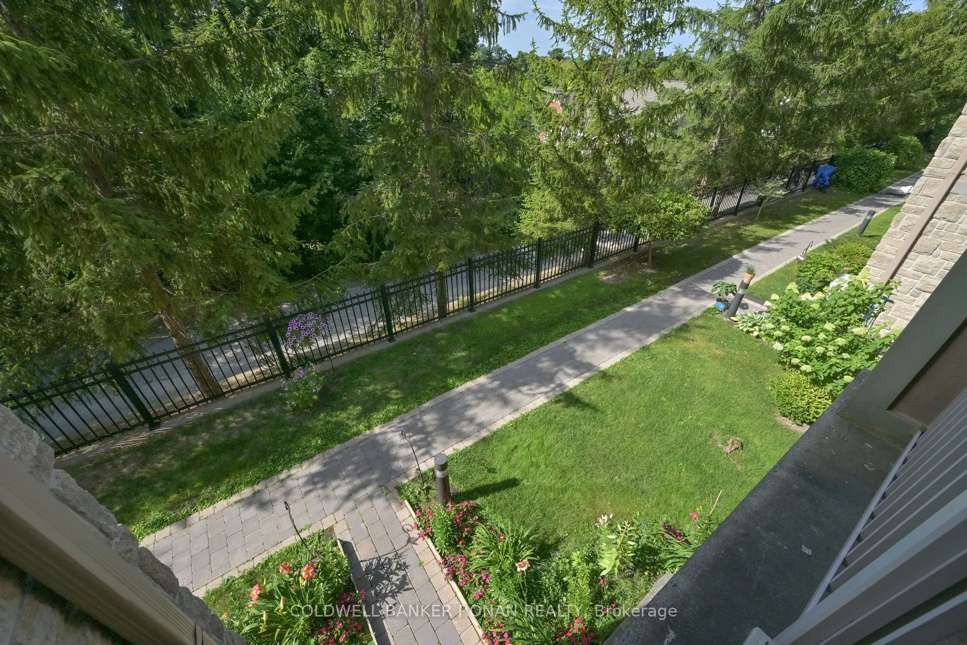 78 Sunset Boulevard, #202