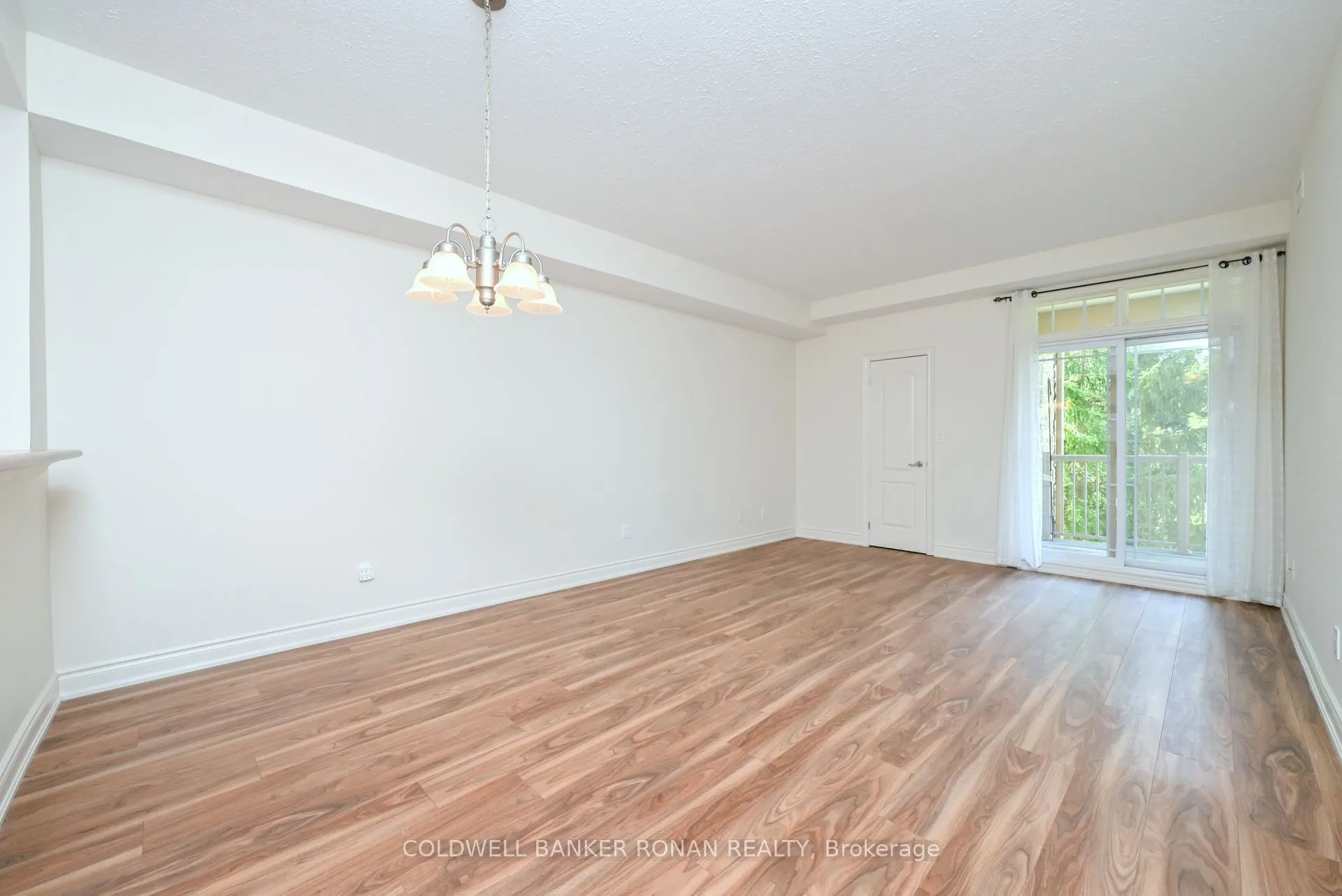 78 Sunset Boulevard, #202