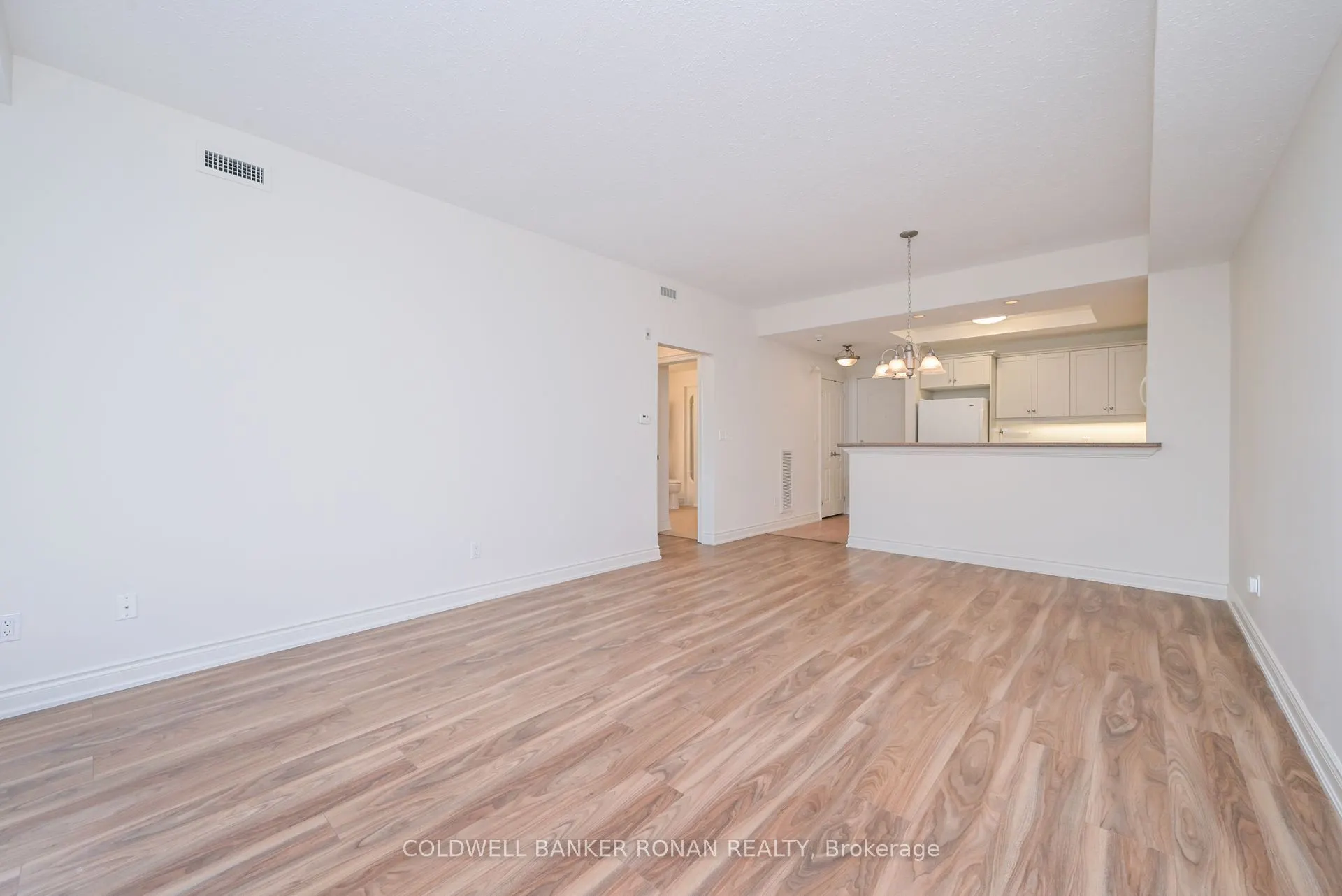 78 Sunset Boulevard, #202