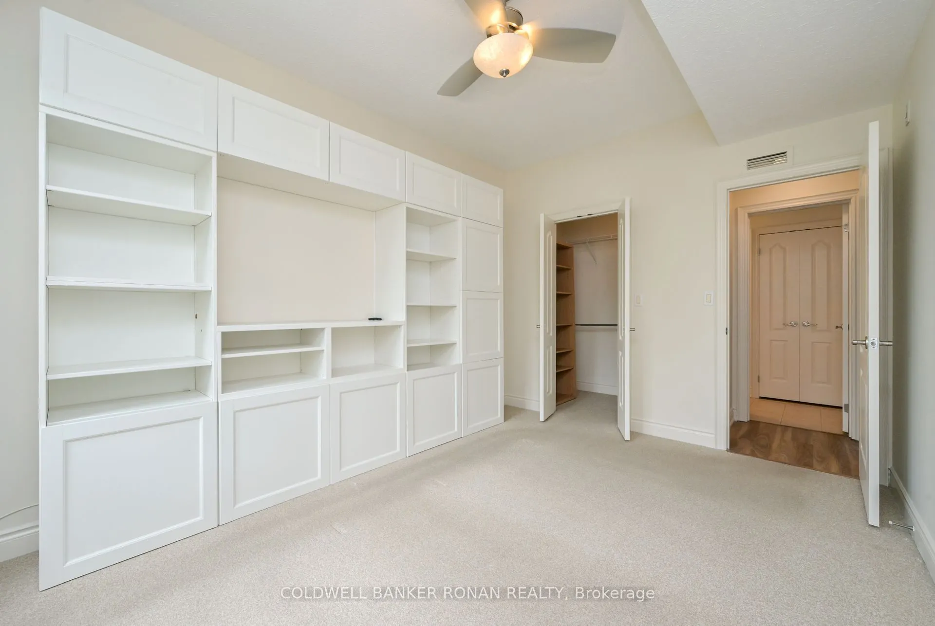 78 Sunset Boulevard, #202
