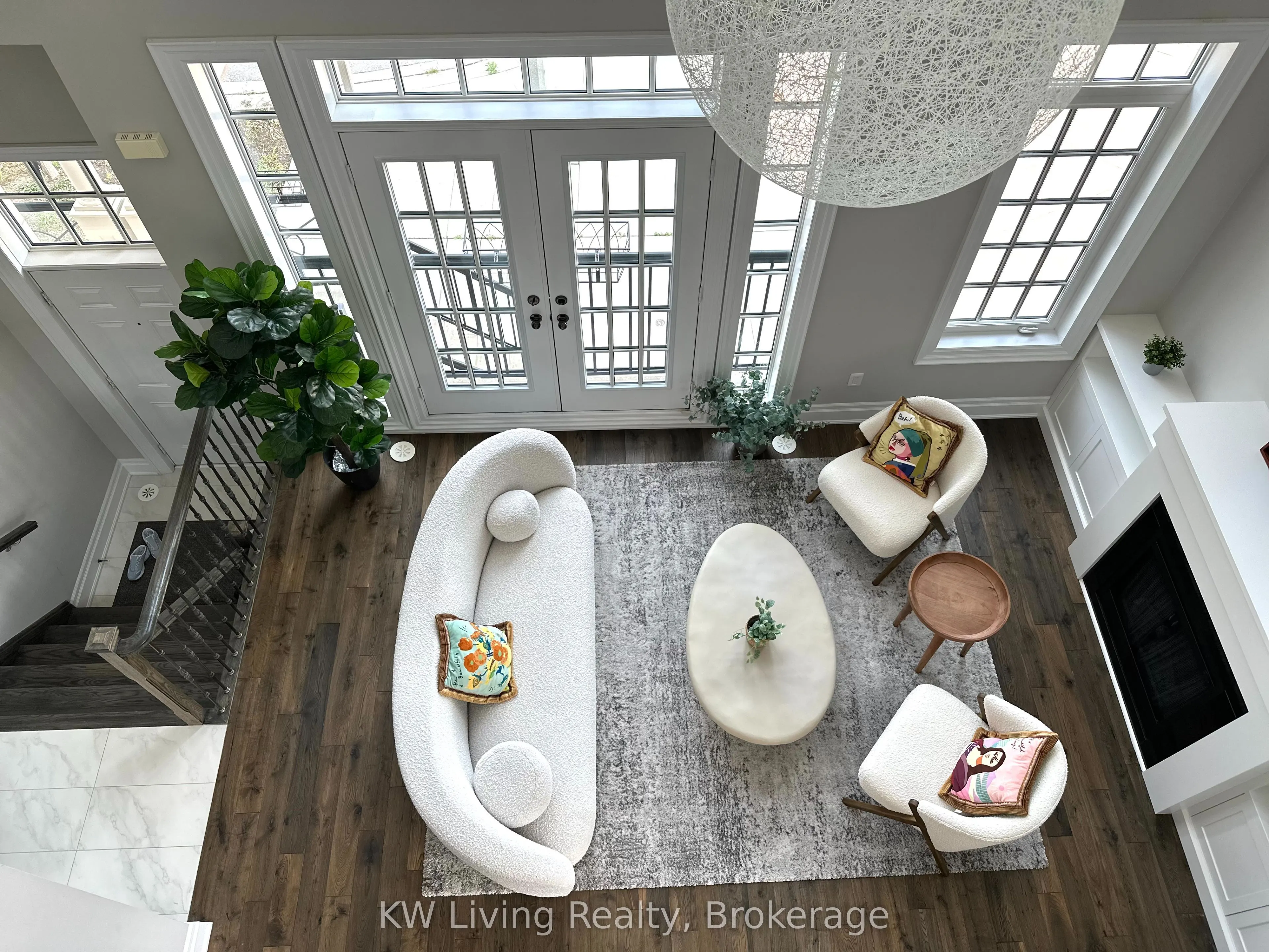 83 Rouge Valley Drive W