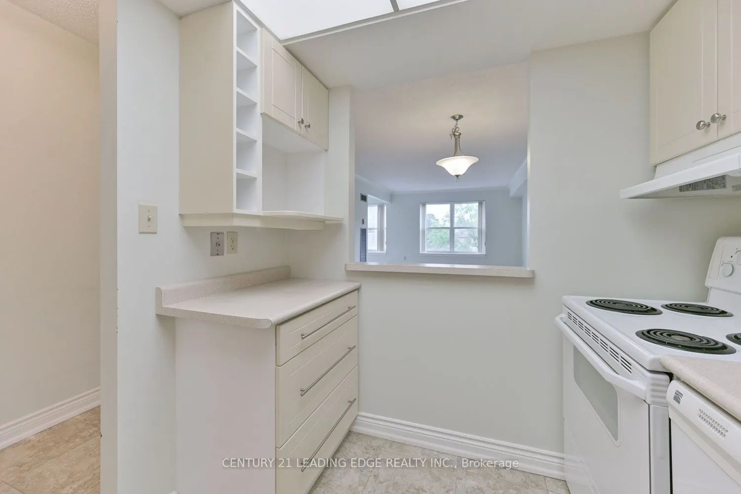 100 Anna Russell Way, #324