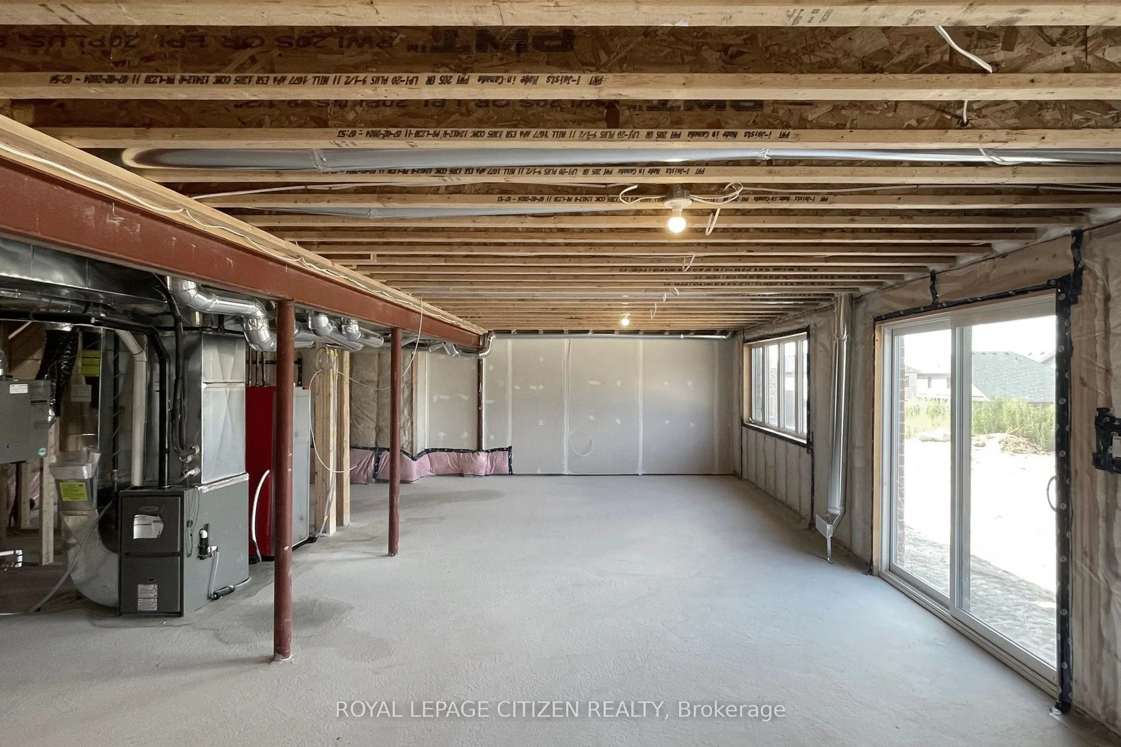 82 Lawrence D. Pridham Avenue
