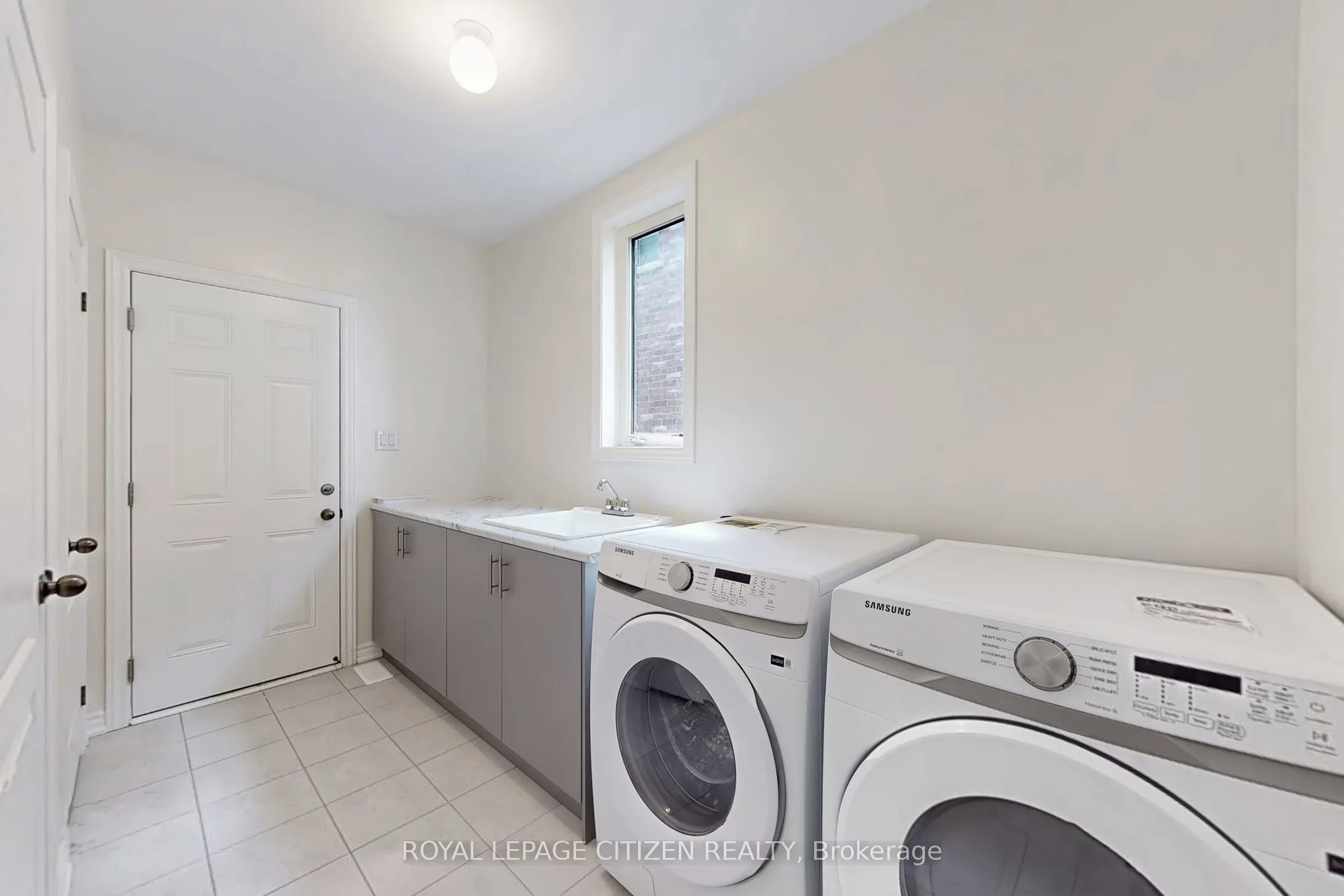 82 Lawrence D. Pridham Avenue