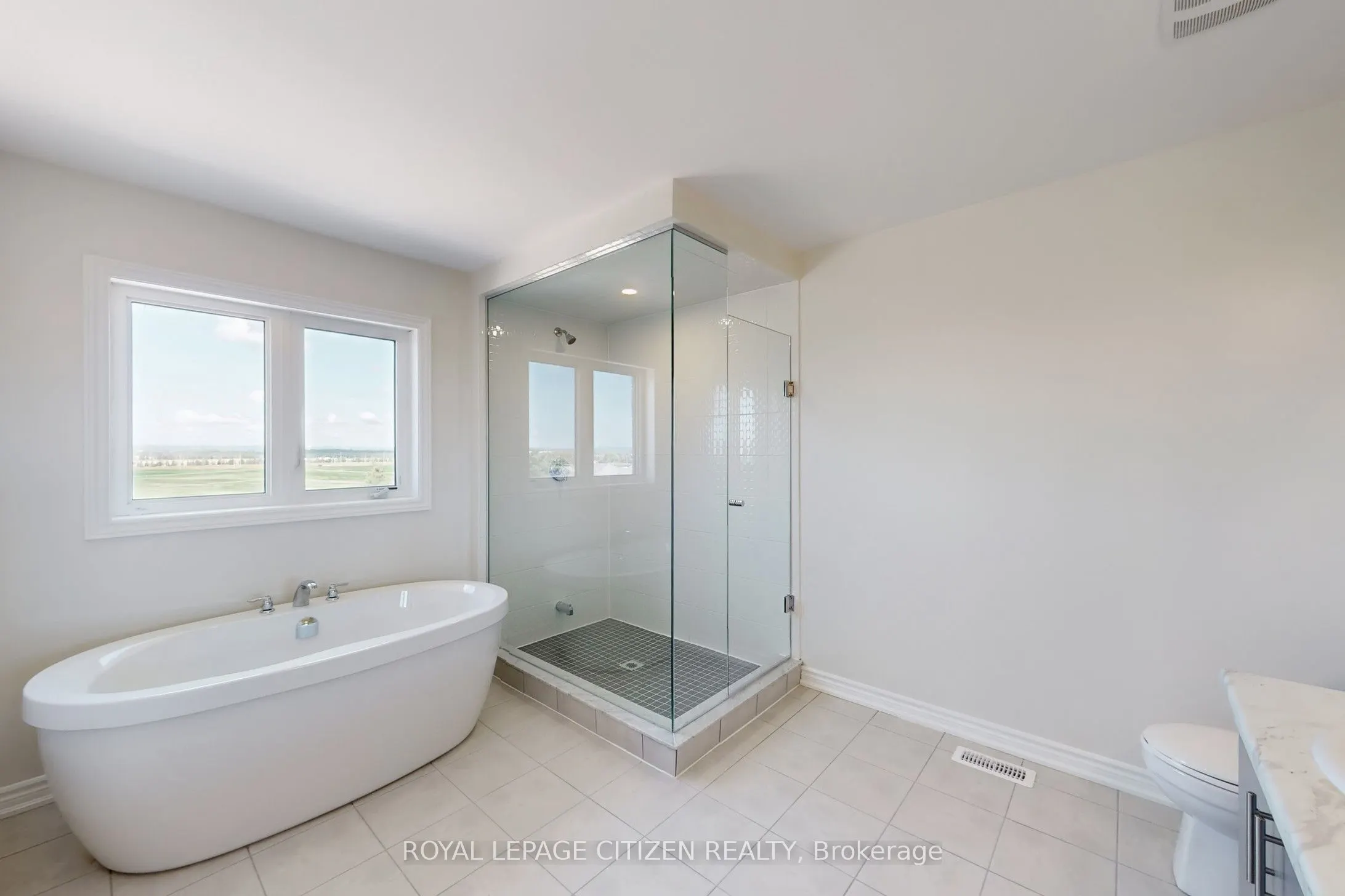 82 Lawrence D. Pridham Avenue