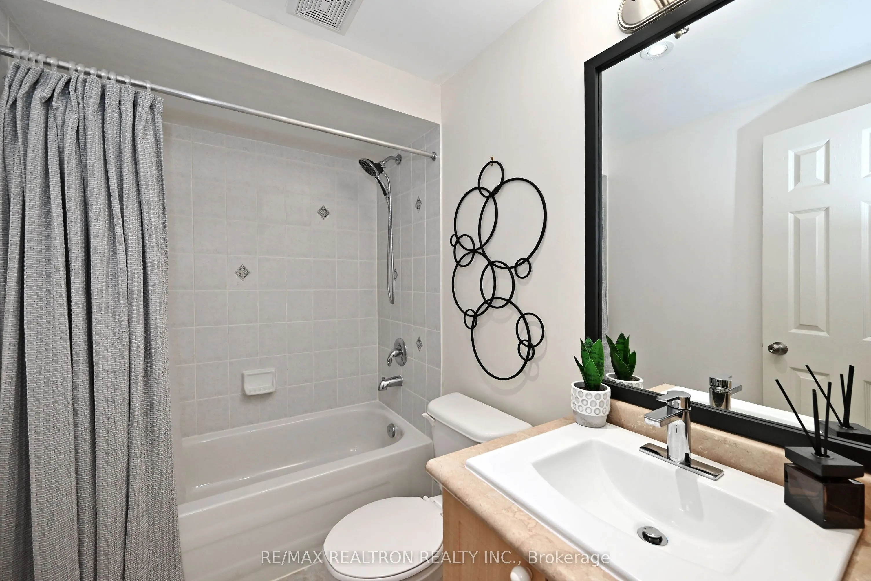 331 Terry Carter Crescent, #4