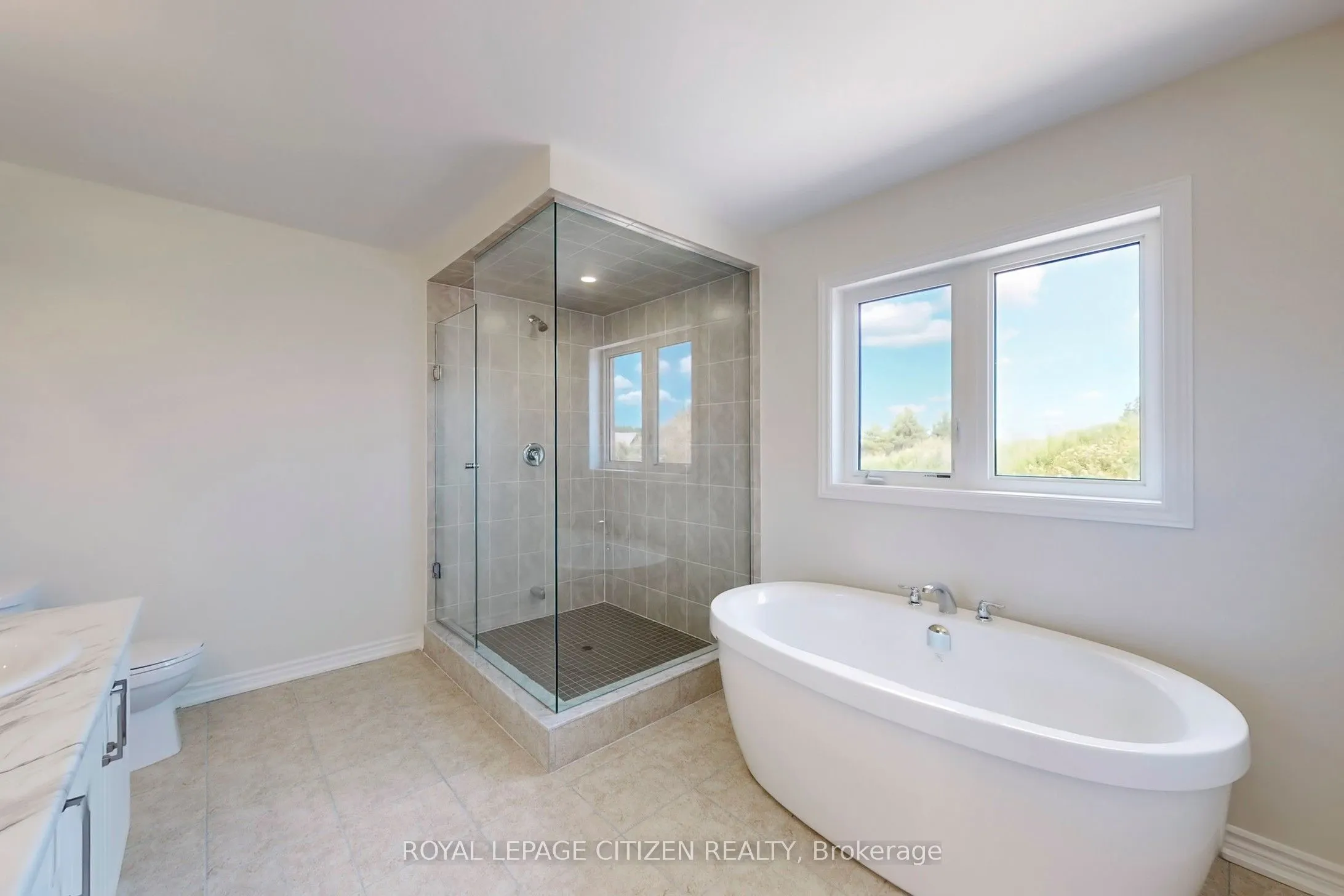 87 Lawrence D. Pridham Avenue