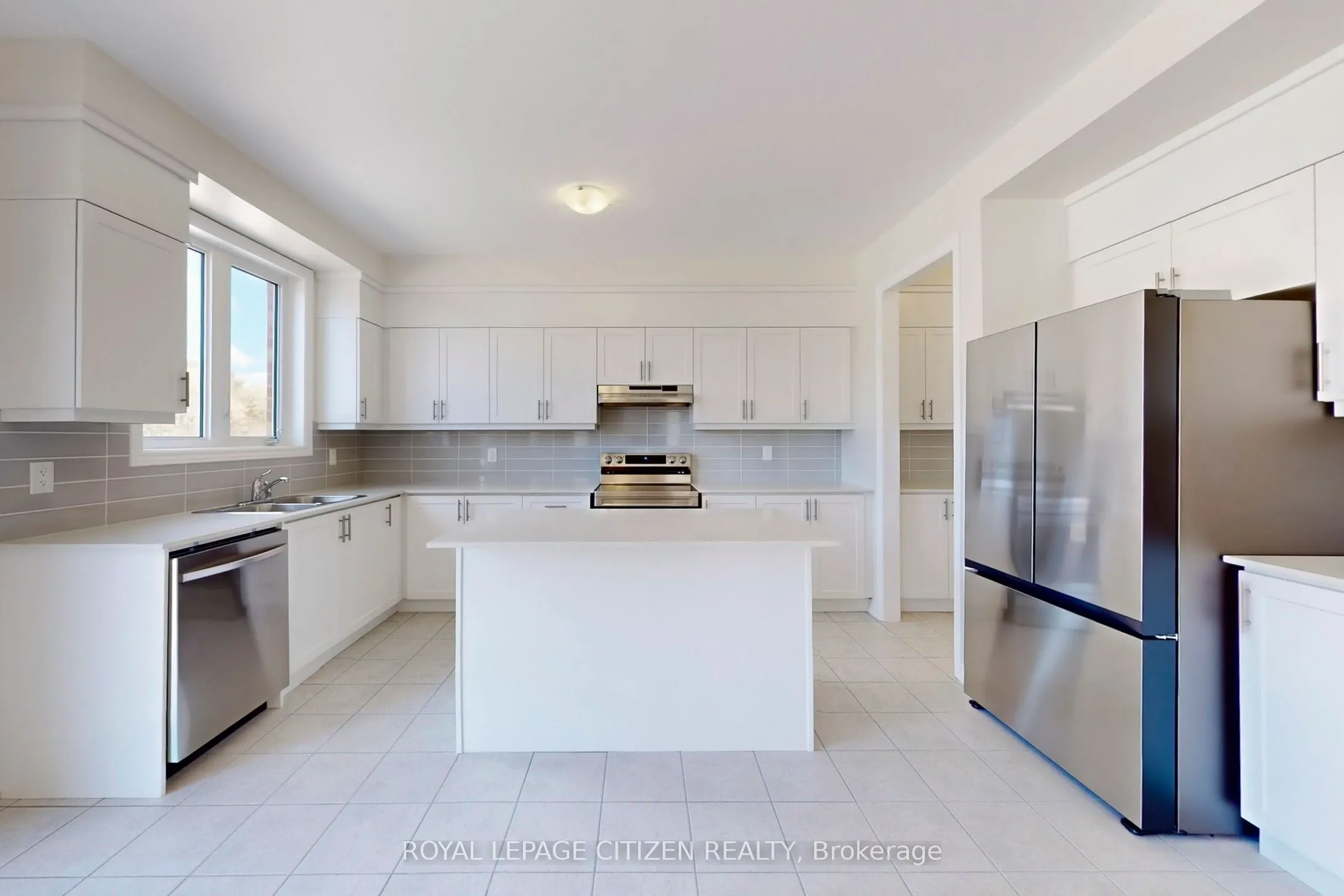 87 Lawrence D. Pridham Avenue